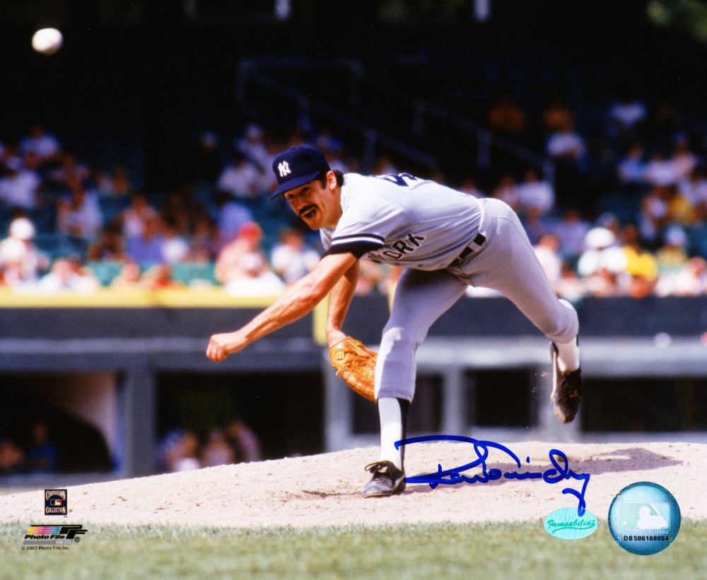 Ron Guidry Signed Yankees 8x10 Photo (Fameabilia) Pristine Auction