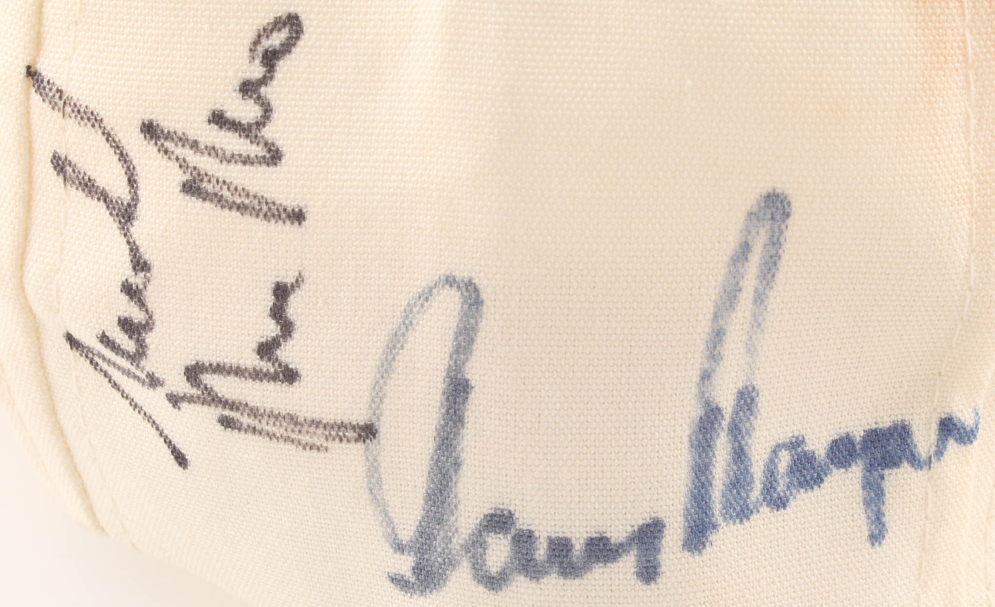 GTE North Classic Snapback Hat Signed by (17) with Arnold Palmer, Gary Player, Chi-Chi Rodriguez, Raymond Floyd (Beckett LOA) at PristineAuction.com GTE North Classic Snapback Hat Signed by (17) with Arnold Palmer, Gary Player, Chi-Chi Rodriguez, Raymond Floyd (Beckett LOA) at PristineAuction.com