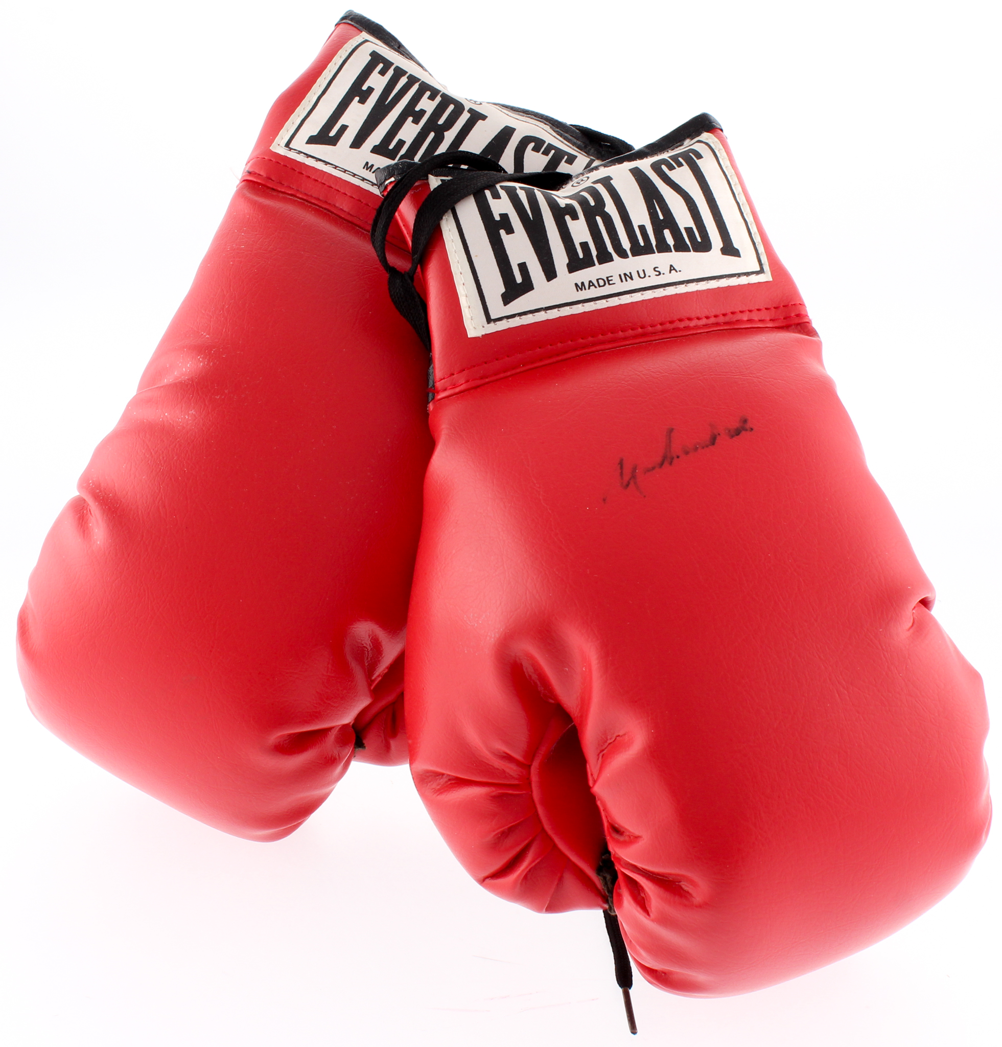 Muhammad Ali Signed Everlast Boxing Glove (Beckett LOA) at PristineAuction.com Muhammad Ali Signed Everlast Boxing Glove (Beckett LOA) at PristineAuction.com