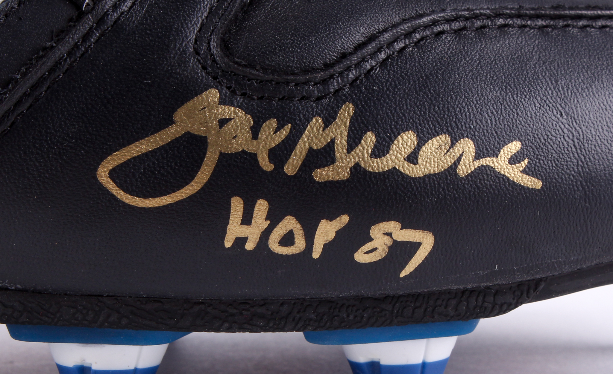 "Mean" Joe Greene Signed Apex Football Cleat With Display Case (PSA COA) at PristineAuction.com "Mean" Joe Greene Signed Apex Football Cleat With Display Case (PSA COA) at PristineAuction.com