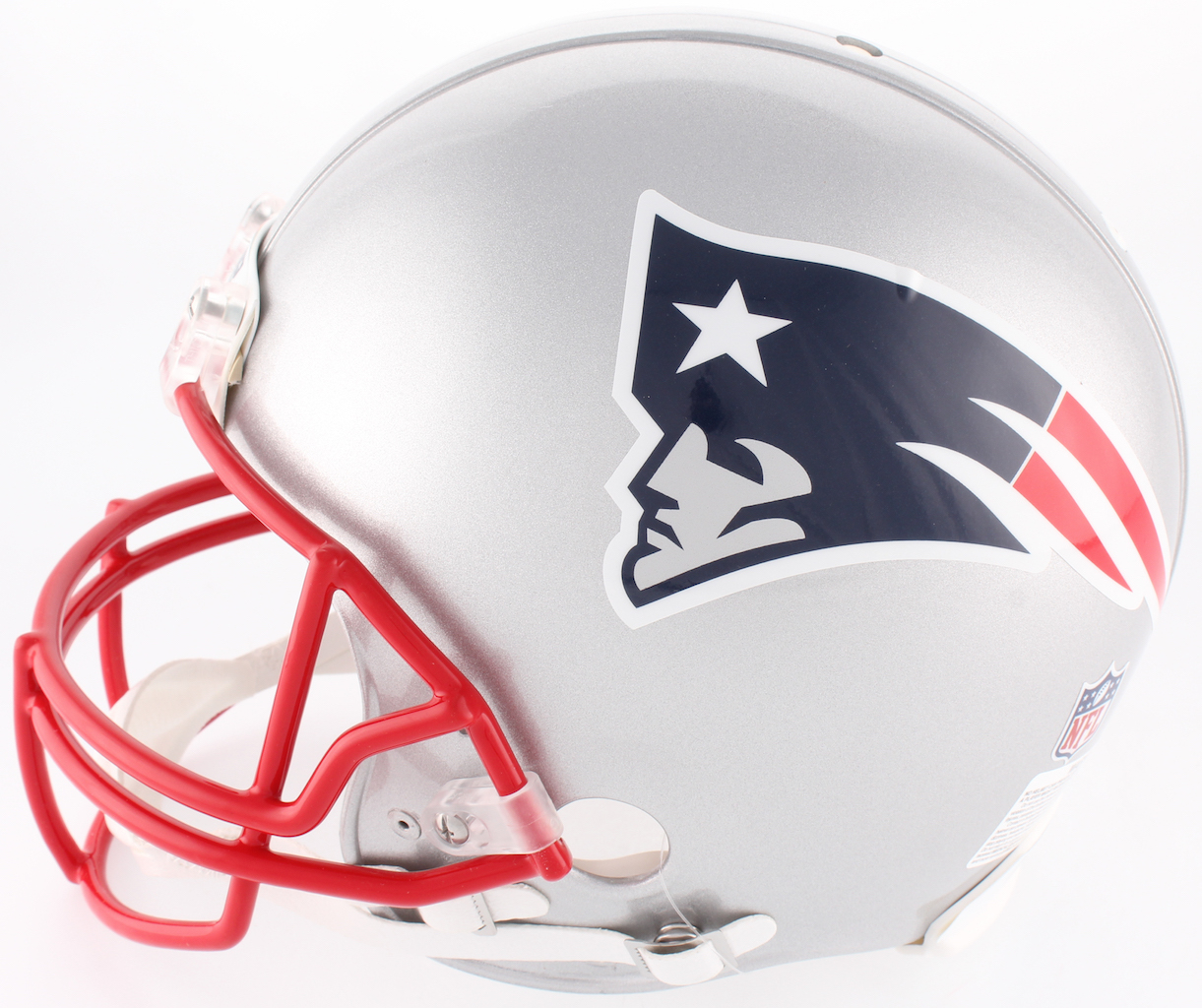 Tom Brady Signed New England Patriots Full-Size Authentic On-Field Helmet (Tristar Hologram) at PristineAuction.com Tom Brady Signed New England Patriots Full-Size Authentic On-Field Helmet (Tristar Hologram) at PristineAuction.com