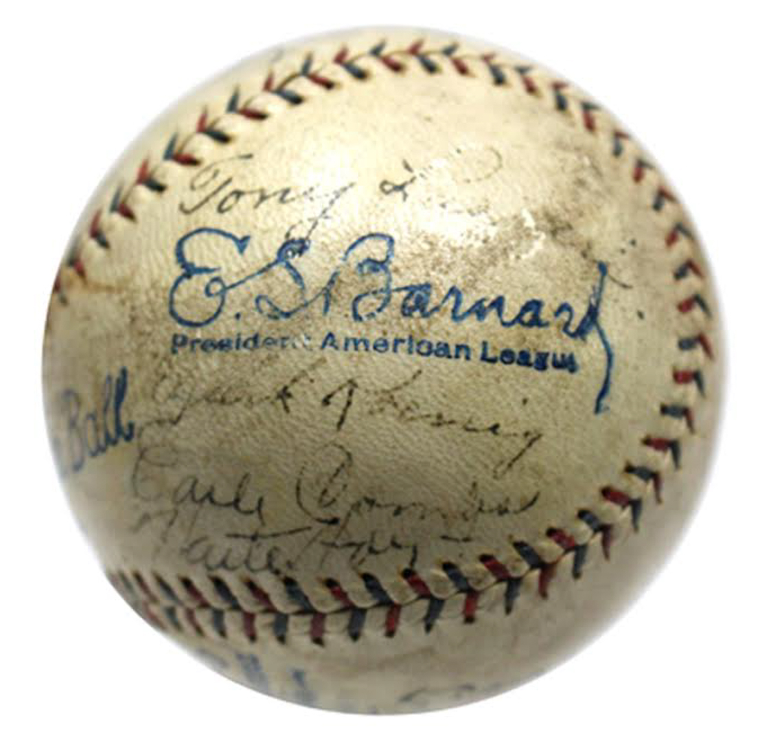 1928 New York Yankees Team-Signed OAL Baseball with (17) Signatures Including Babe Ruth, Lou Gehrig, Tony Lazzeri, Waite Hoy, Earle Combs (JSA & PSA LOA) at PristineAuction.com 1928 New York Yankees Team-Signed OAL Baseball with (17) Signatures Including Babe Ruth, Lou Gehrig, Tony Lazzeri, Waite Hoy, Earle Combs (JSA & PSA LOA) at PristineAuction.com