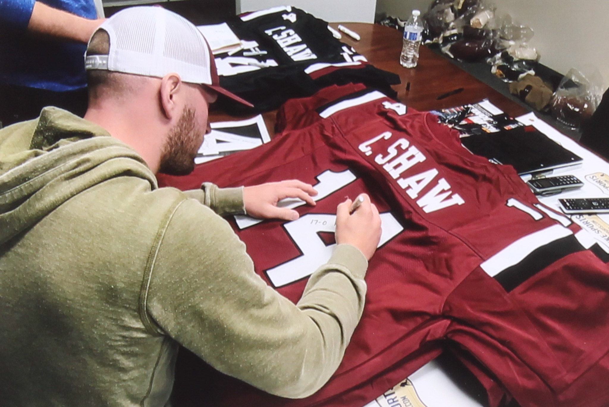Connor Shaw Signed Jersey Inscribed "17-0 Home Record" (Radkte COA) at PristineAuction.com Connor Shaw Signed Jersey Inscribed "17-0 Home Record" (Radkte COA) at PristineAuction.com