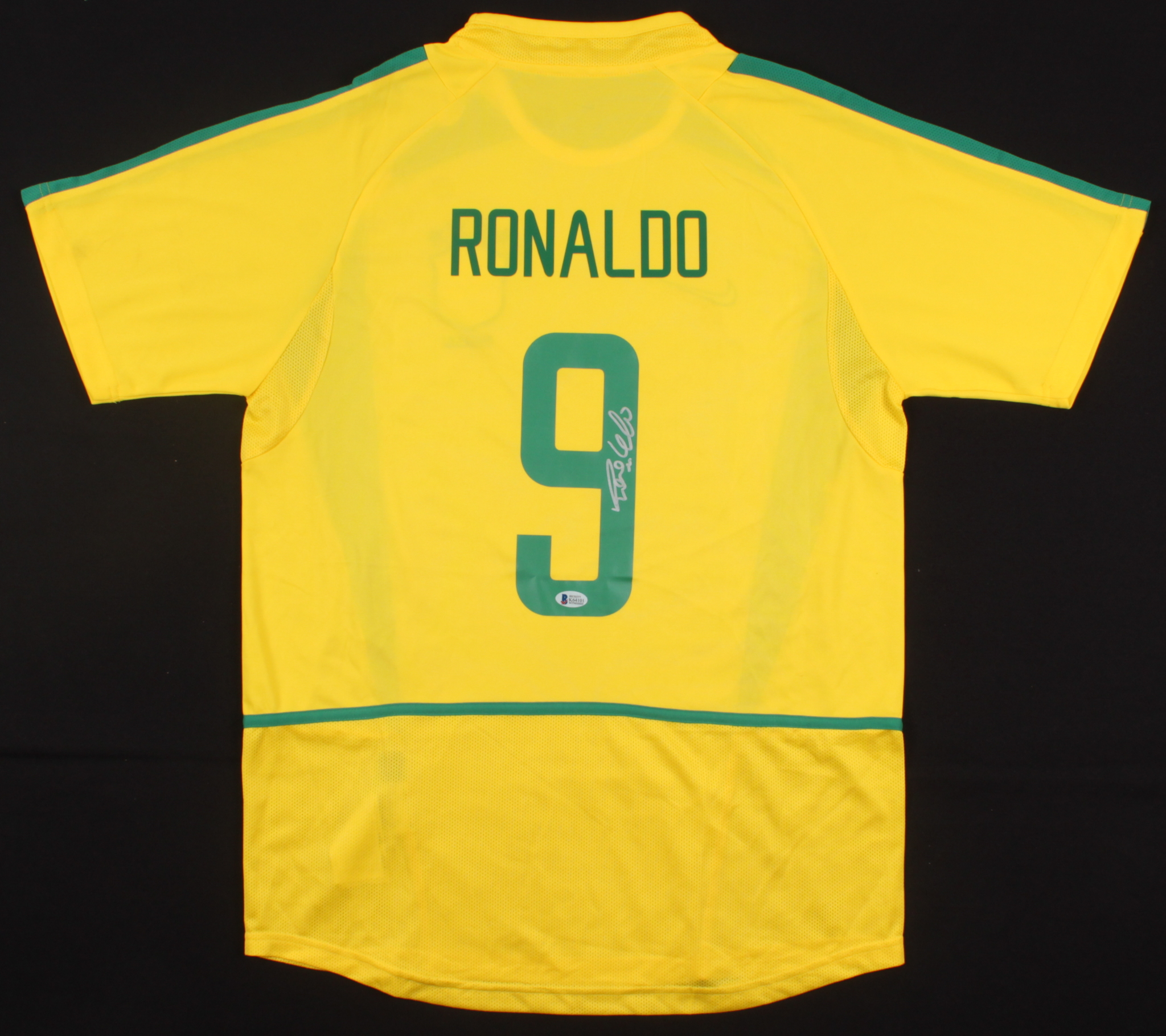 Ronaldo Signed Brazil Jersey (Beckett COA) at PristineAuction.com Ronaldo Signed Brazil Jersey (Beckett COA) at PristineAuction.com