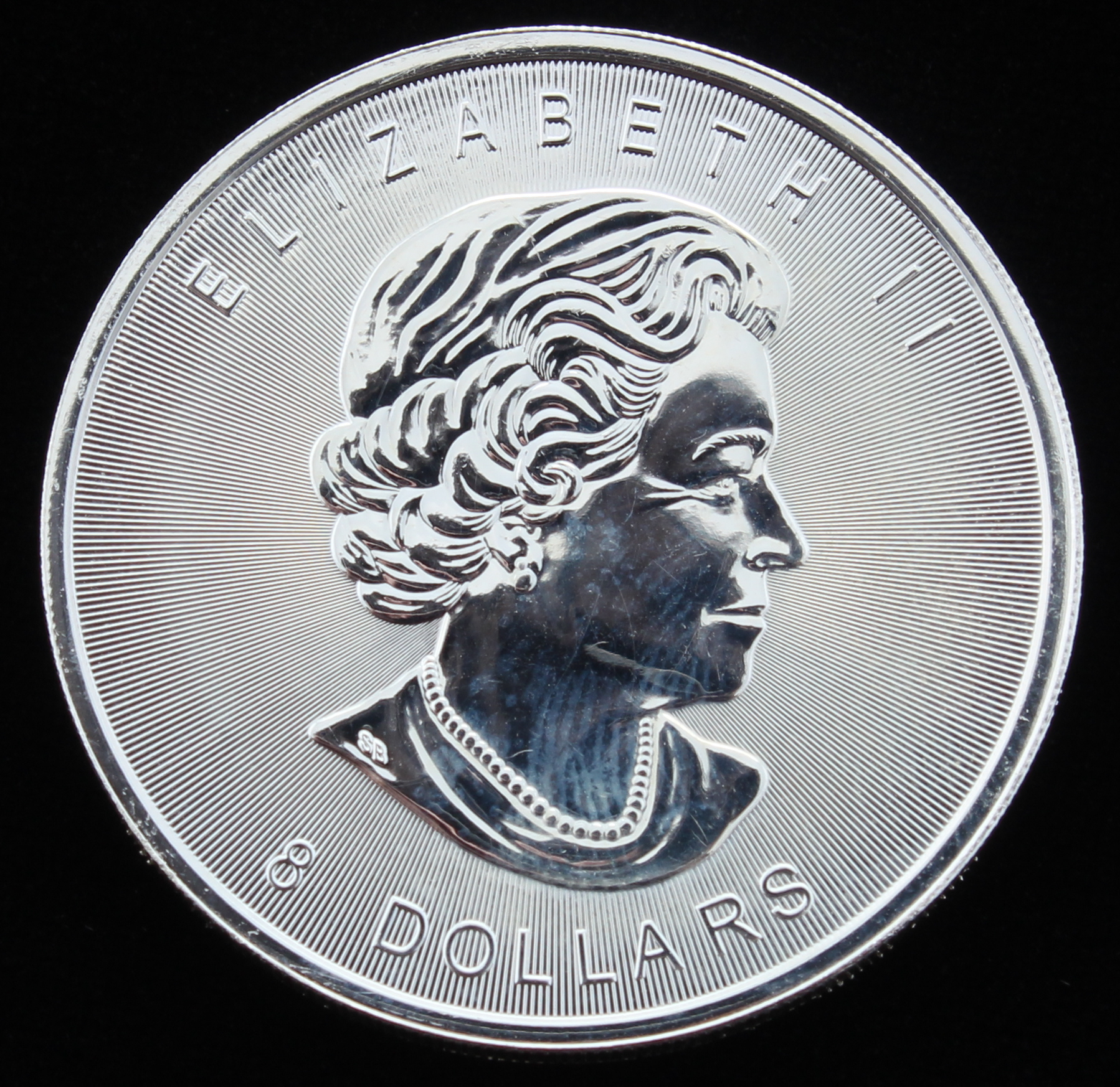 2015 Uncirculated Elizabeth II Canadian Buffalo $8 Dollar Silver Coin at PristineAuction.com 2015 Uncirculated Elizabeth II Canadian Buffalo $8 Dollar Silver Coin at PristineAuction.com
