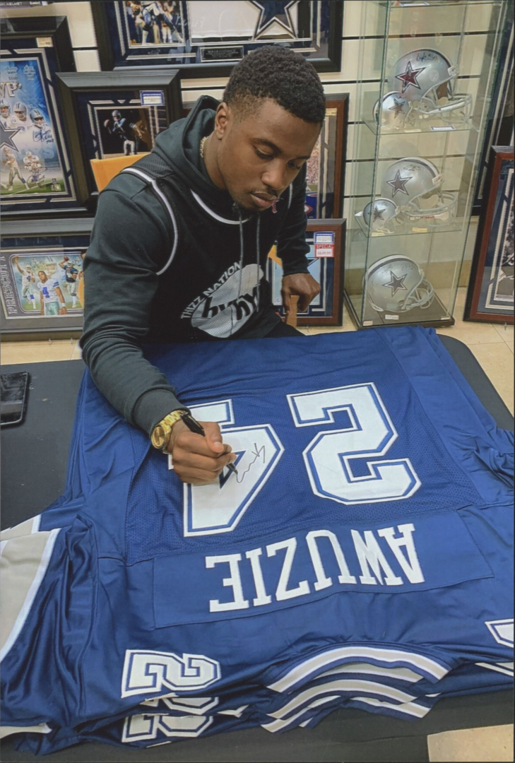 Chidobe Awuzie Signed Cowboys Jersey (PSA COA) at PristineAuction.com Chidobe Awuzie Signed Cowboys Jersey (PSA COA) at PristineAuction.com