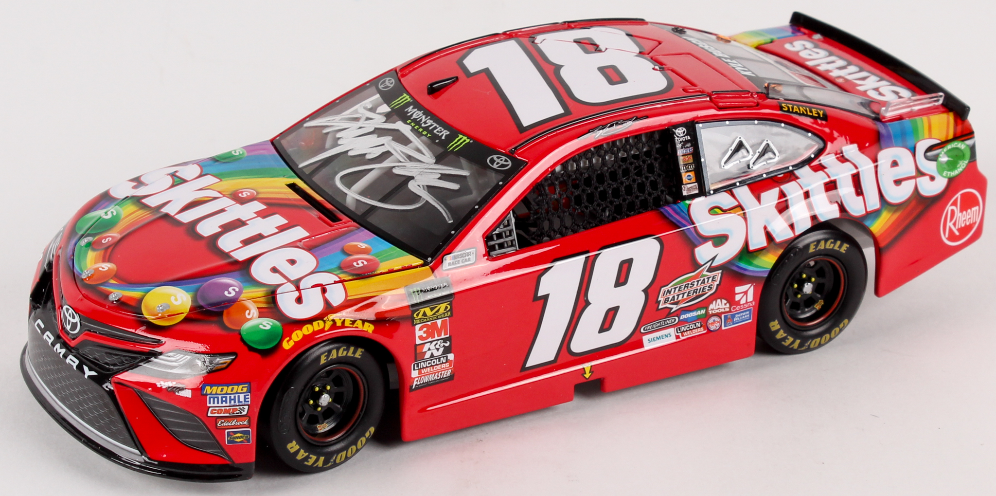 Kyle Busch Signed NASCAR #18 2018 Skittles Camry - 1:24 Premium Action Diecast Car (PA COA) at PristineAuction.com Kyle Busch Signed NASCAR #18 2018 Skittles Camry - 1:24 Premium Action Diecast Car (PA COA) at PristineAuction.com