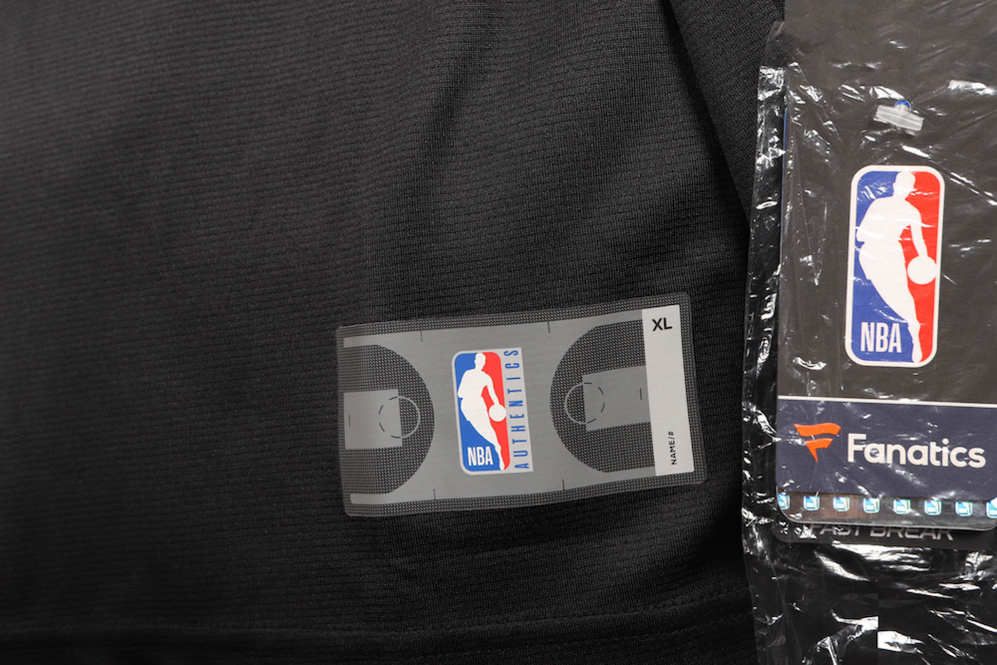 Deandre Ayton Signed Suns Jersey (Game Day Legends COA & Steiner COA) at PristineAuction.com Deandre Ayton Signed Suns Jersey (Game Day Legends COA & Steiner COA) at PristineAuction.com