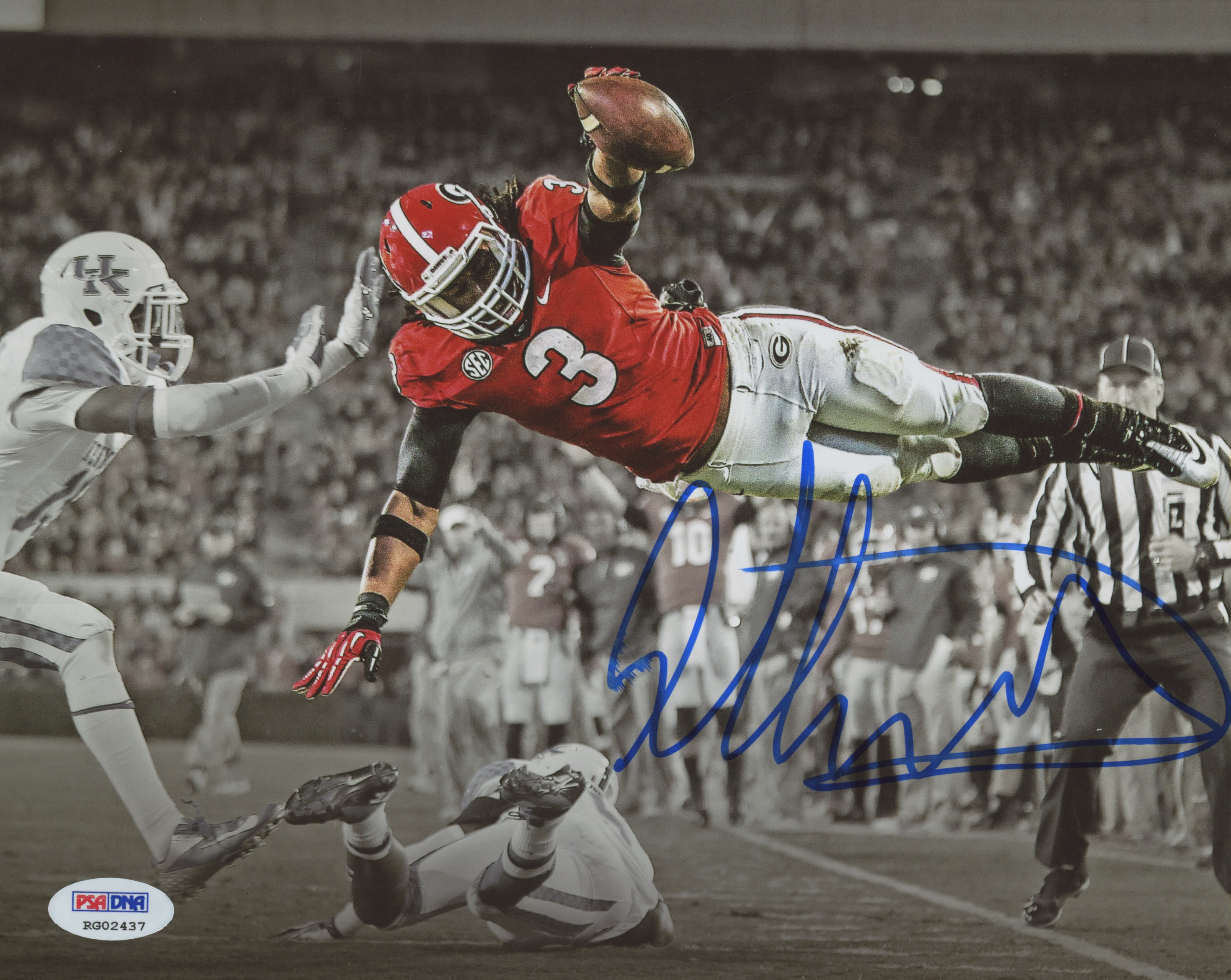 Todd Gurley Signed Georgia Bulldogs 8x10 Photo (PSA COA) at PristineAuction.com Todd Gurley Signed Georgia Bulldogs 8x10 Photo (PSA COA) at PristineAuction.com
