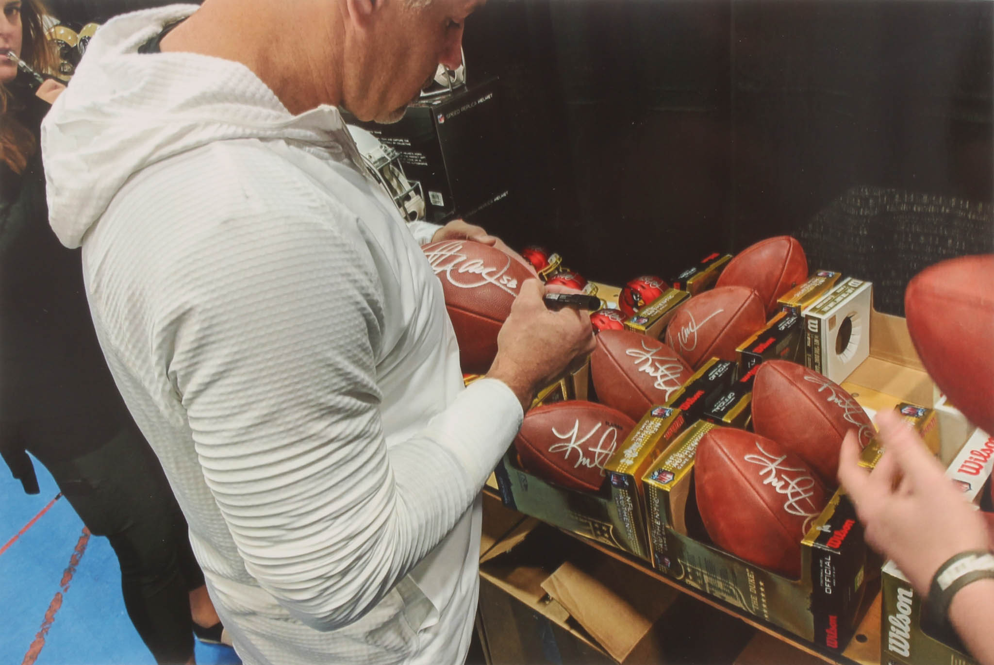 Kurt Warner Signed Super Bowl XXXIV Authentic Football Inscribed "SB 34 MVP" (Radtke COA & Warner Hologram) at PristineAuction.com Kurt Warner Signed Super Bowl XXXIV Authentic Football Inscribed "SB 34 MVP" (Radtke COA & Warner Hologram) at PristineAuction.com