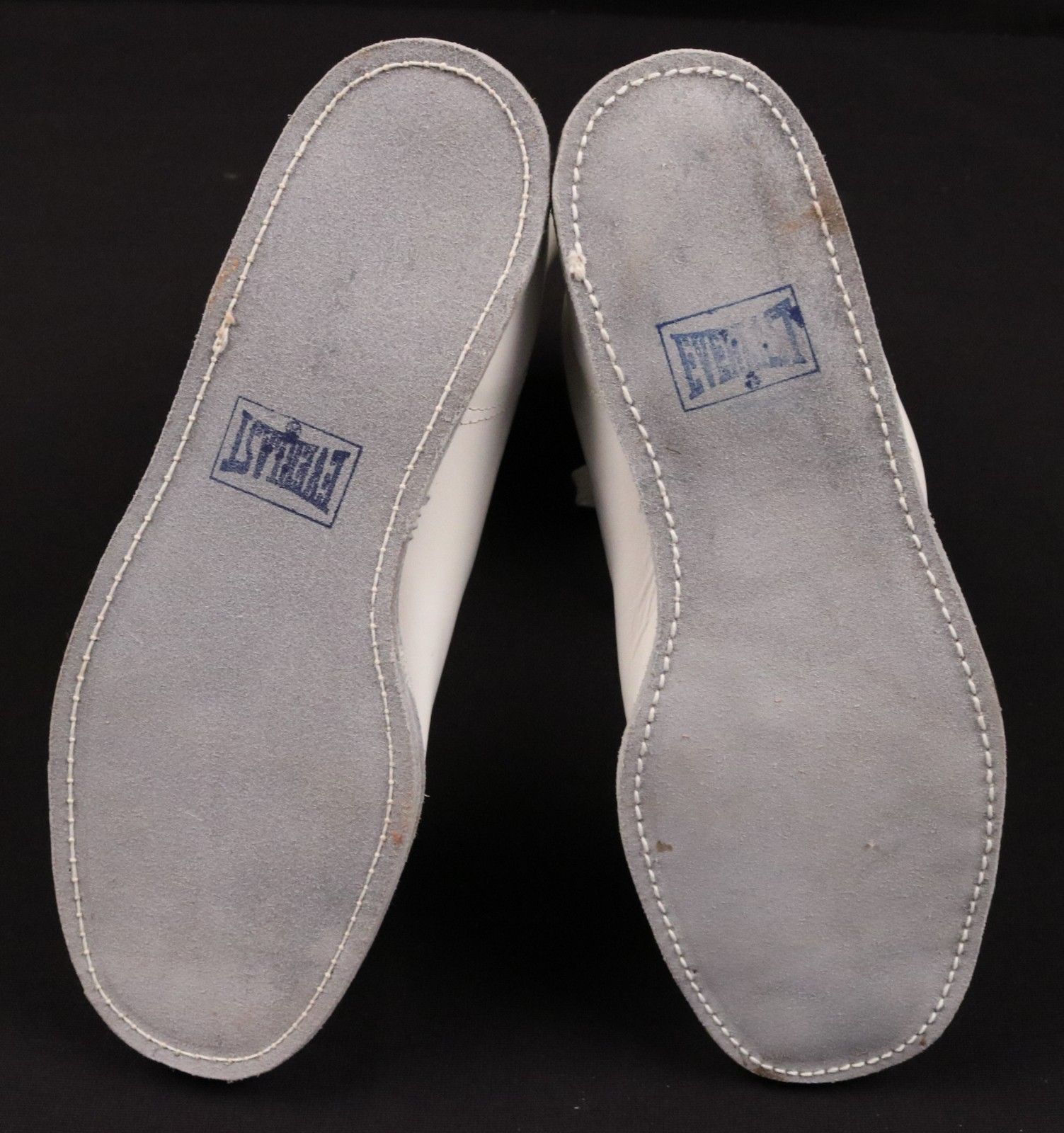 Muhammad Ali Signed Everlast Boxing Shoe (JSA LOA) at PristineAuction.com Muhammad Ali Signed Everlast Boxing Shoe (JSA LOA) at PristineAuction.com