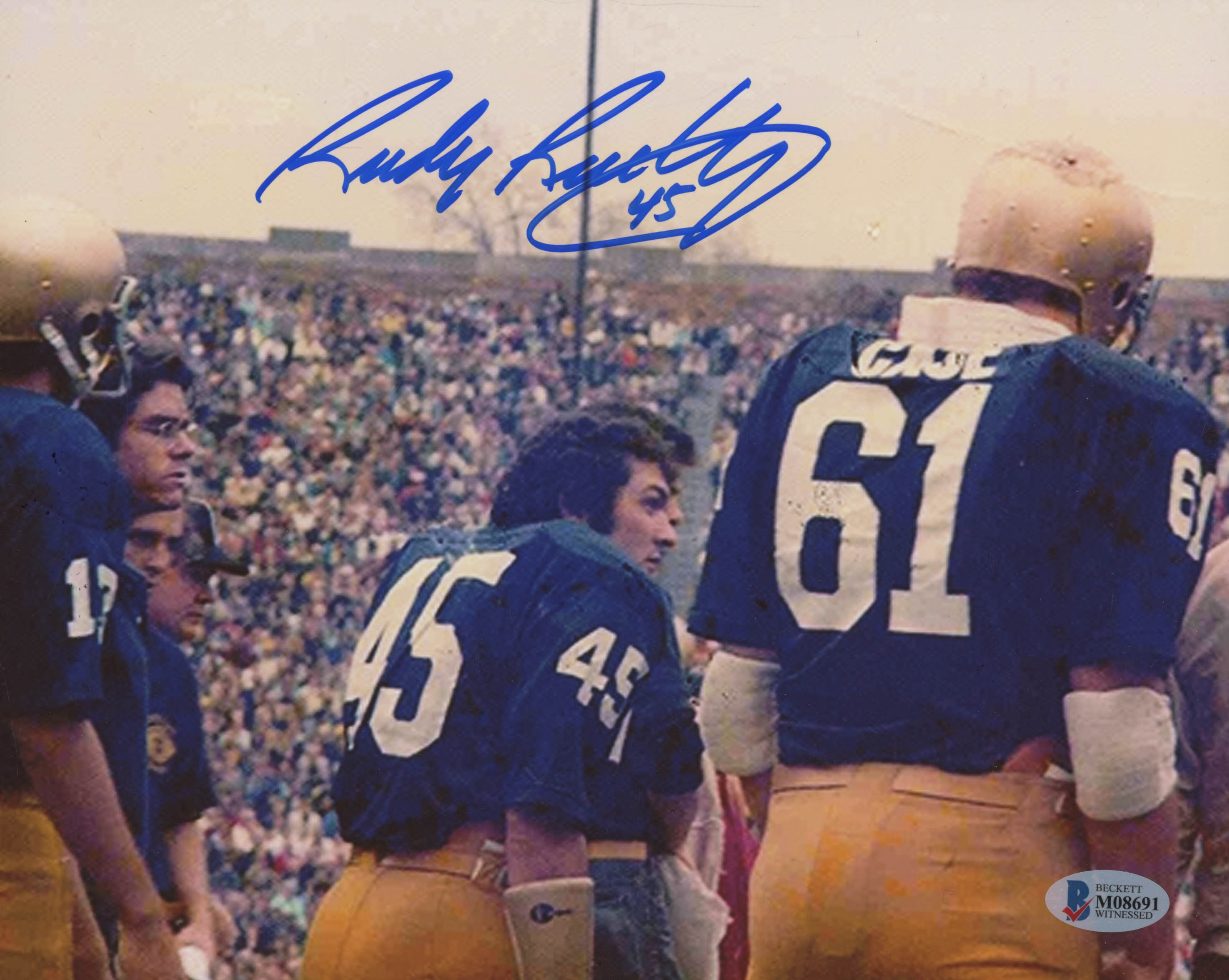 Rudy Ruettiger Signed Notre Dame Fighting Irish 8x10 Photo (Beckett COA) at PristineAuction.com Rudy Ruettiger Signed Notre Dame Fighting Irish 8x10 Photo (Beckett COA) at PristineAuction.com