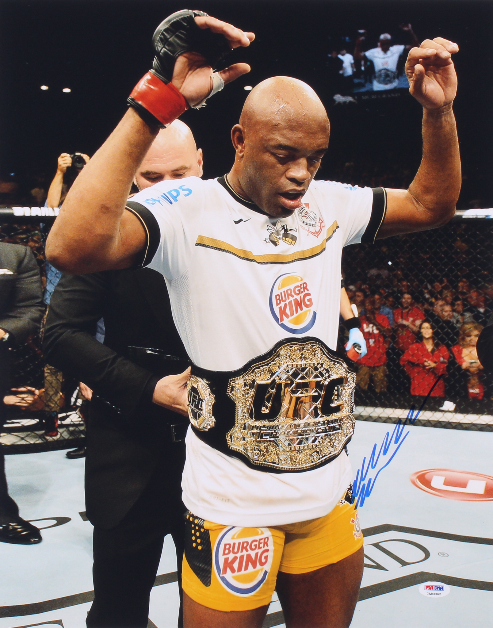 Anderson Silva Signed UFC 16x20 Photo (PSA COA) at PristineAuction.com Anderson Silva Signed UFC 16x20 Photo (PSA COA) at PristineAuction.com