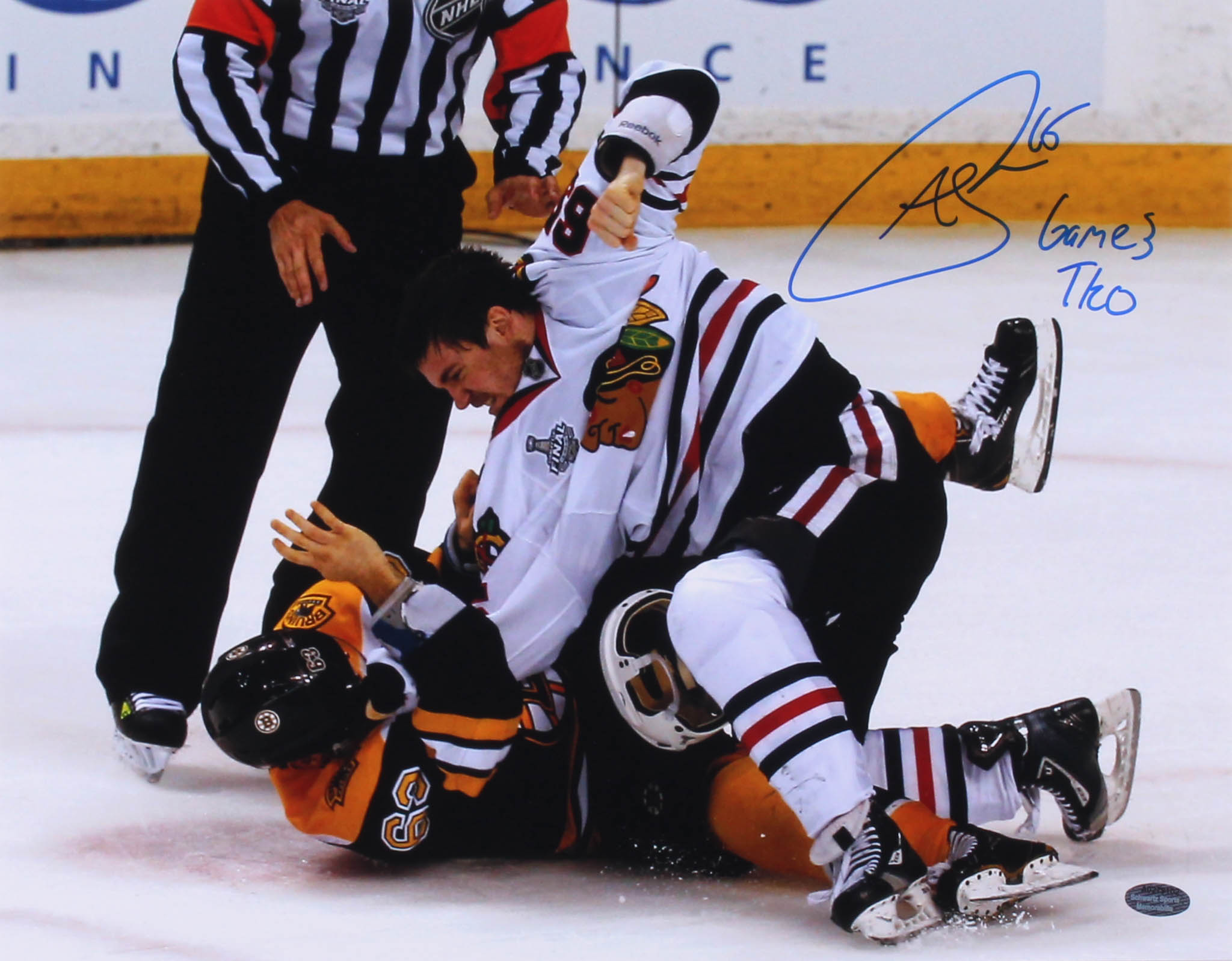 Andrew Shaw Signed Blackhawks 8x10 Photo Inscribed "Game 3 TKO" (Schwartz COA) at PristineAuction.com Andrew Shaw Signed Blackhawks 8x10 Photo Inscribed "Game 3 TKO" (Schwartz COA) at PristineAuction.com