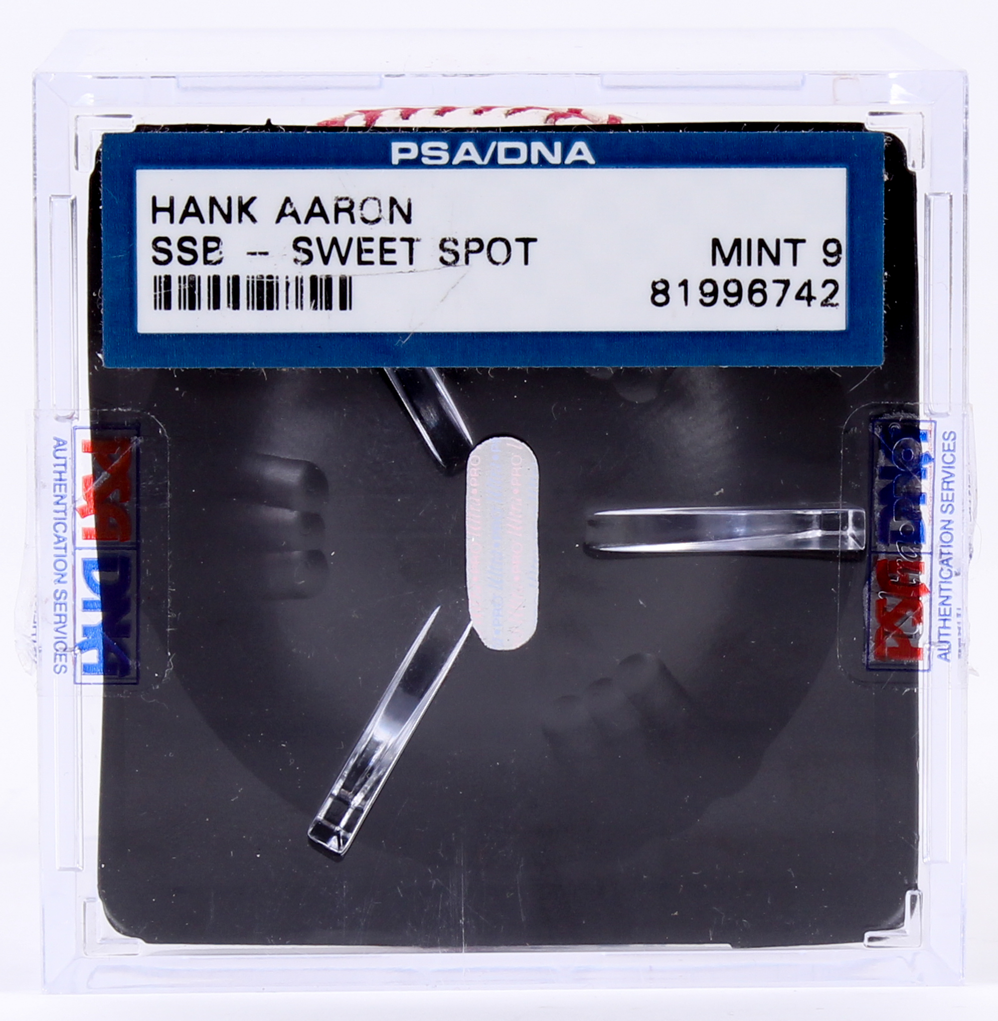 Hank Aaron Signed OML Baseball (PSA Encapsulated) at PristineAuction.com Hank Aaron Signed OML Baseball (PSA Encapsulated) at PristineAuction.com