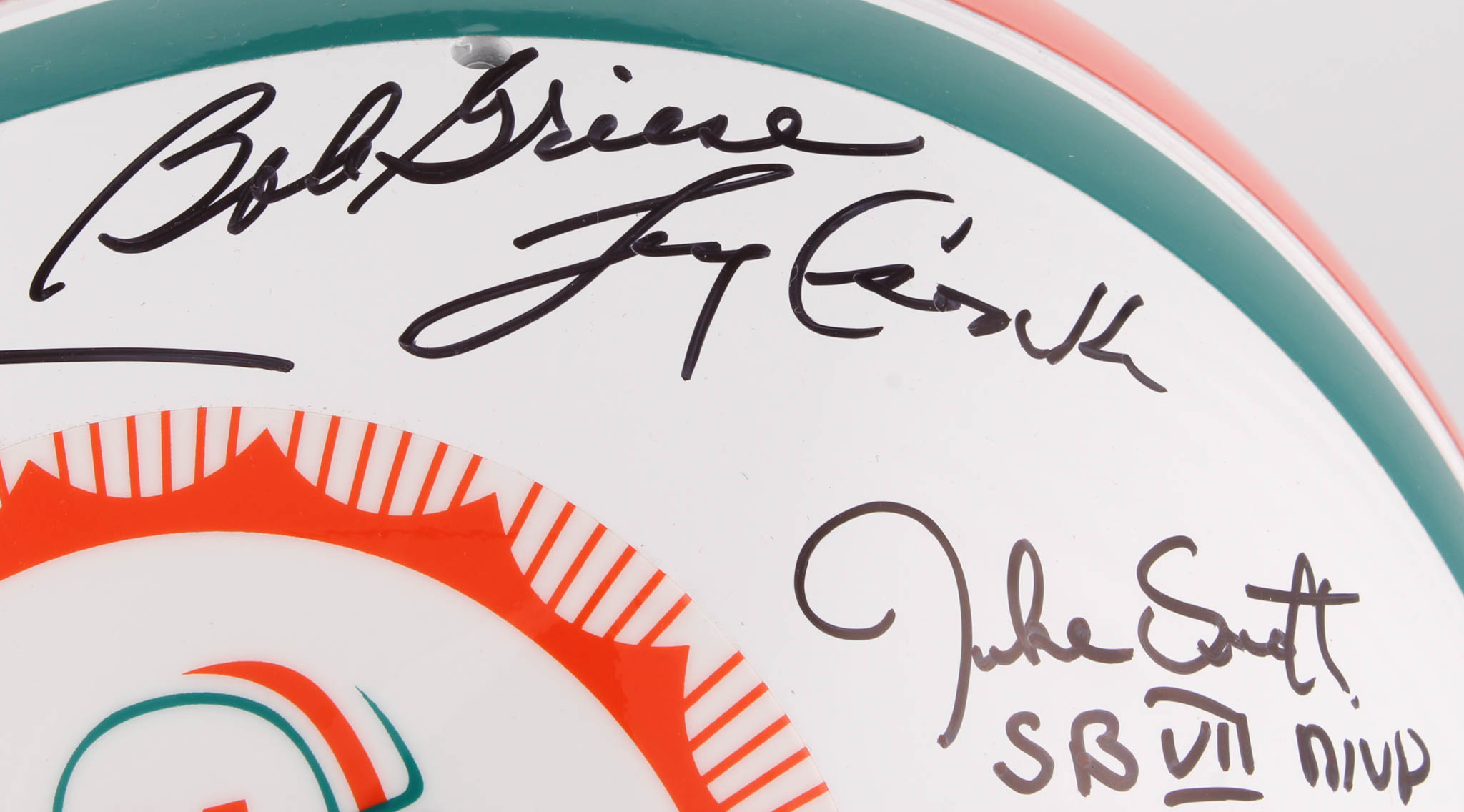 1972 Dolphins Full-Size Throwback Suspension Helmet Team-Signed by (27) with Bob Griese, Jake Scott, Dick Anderson, Mercury Morris, Al Jenkins (JSA) at PristineAuction.com 1972 Dolphins Full-Size Throwback Suspension Helmet Team-Signed by (27) with Bob Griese, Jake Scott, Dick Anderson, Mercury Morris, Al Jenkins (JSA) at PristineAuction.com