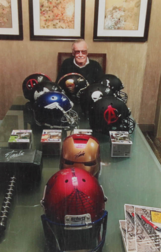 Stan Lee Signed "Avengers: Age of Ultron" 27x40 Movie Poster (Radtke COA & Lee Hologram) (Imperfect) at PristineAuction.com Stan Lee Signed "Avengers: Age of Ultron" 27x40 Movie Poster (Radtke COA & Lee Hologram) (Imperfect) at PristineAuction.com