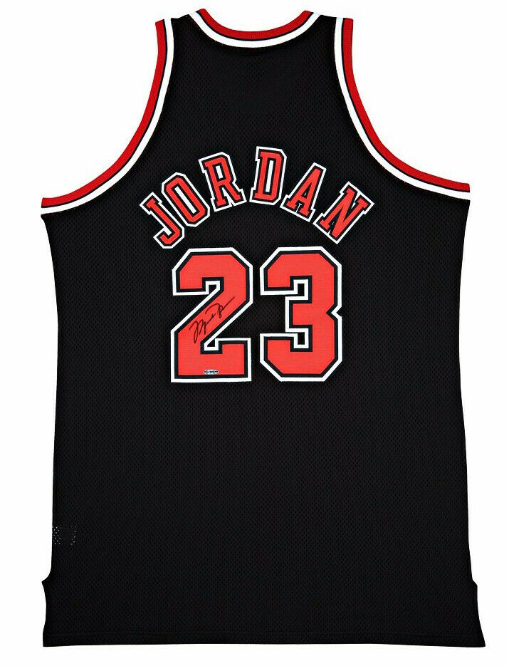 Michael Jordan Signed Bulls Jersey (UDA COA) at PristineAuction.com Michael Jordan Signed Bulls Jersey (UDA COA) at PristineAuction.com
