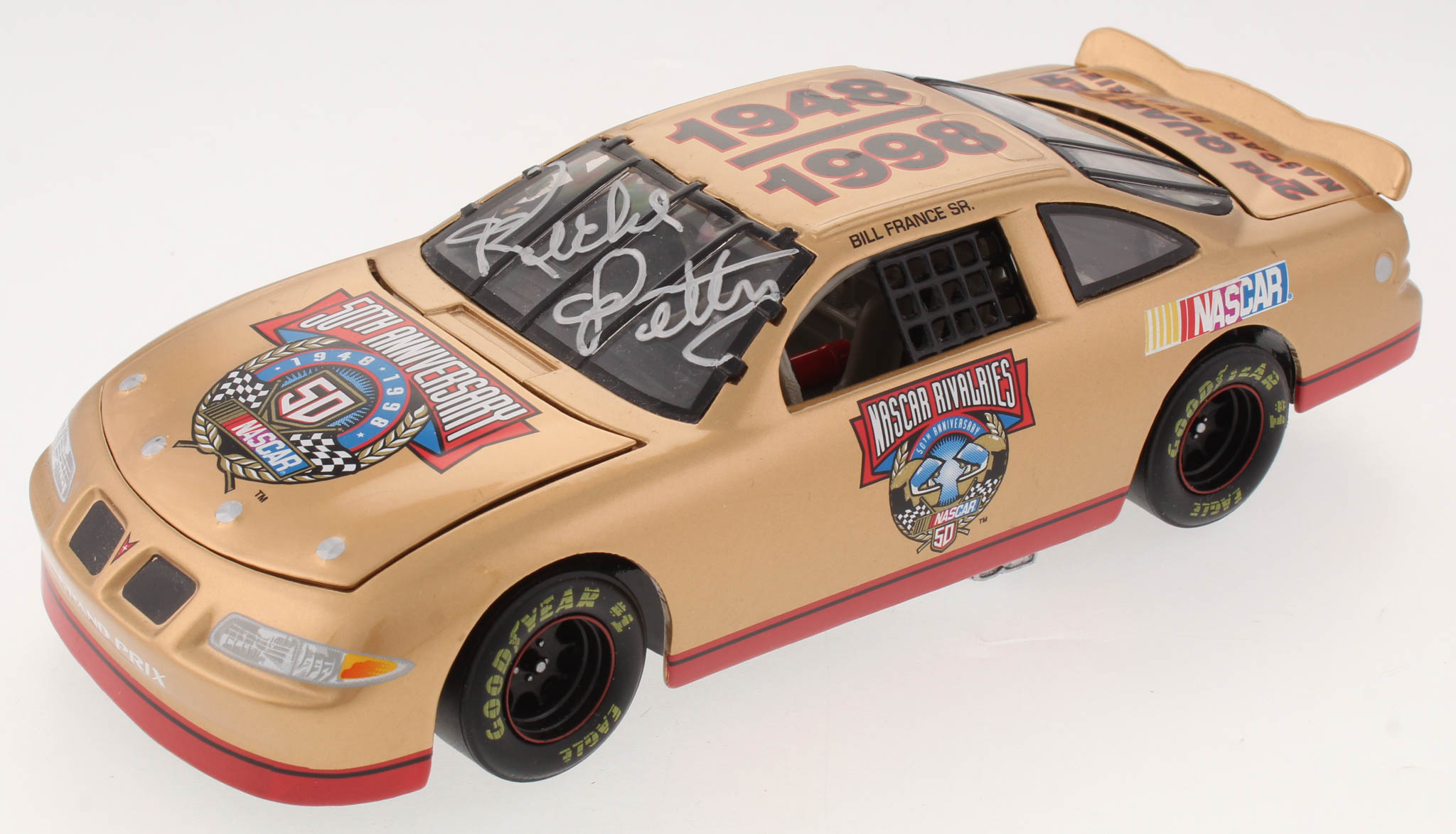 Richard Petty Signed LE 1948-1998 50th Anniversary / Pontiac Grand Prix Elite 1:24 Scale Die Cast Car with NASCAR 50th Anniversay Coin (Beckett COA) at PristineAuction.com Richard Petty Signed LE 1948-1998 50th Anniversary / Pontiac Grand Prix Elite 1:24 Scale Die Cast Car with NASCAR 50th Anniversay Coin (Beckett COA) at PristineAuction.com