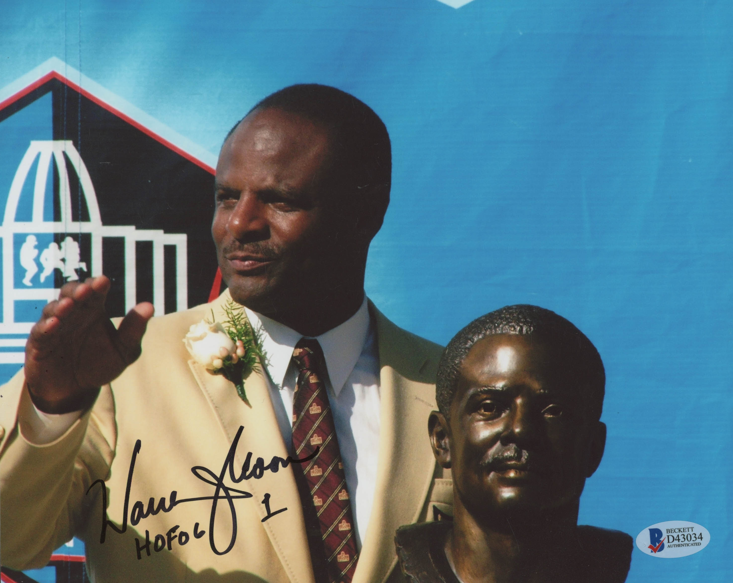 Warren Moon Signed 8x10 Photo Inscribed "HOF 06" (Beckett COA) at PristineAuction.com Warren Moon Signed 8x10 Photo Inscribed "HOF 06" (Beckett COA) at PristineAuction.com