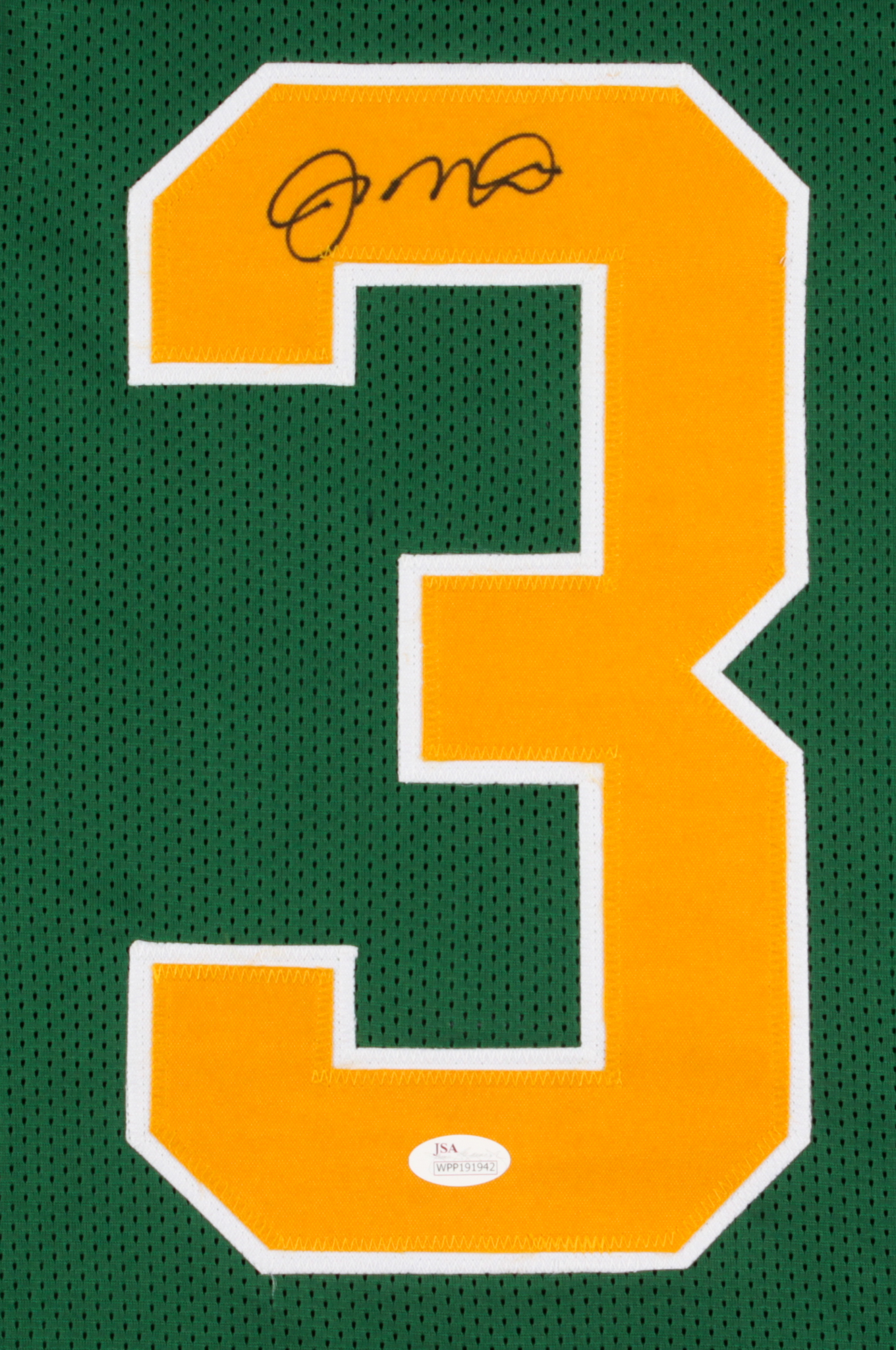 Joe Montana Signed Notre Dame Fighting Irish Jersey (JSA COA) at PristineAuction.com Joe Montana Signed Notre Dame Fighting Irish Jersey (JSA COA) at PristineAuction.com