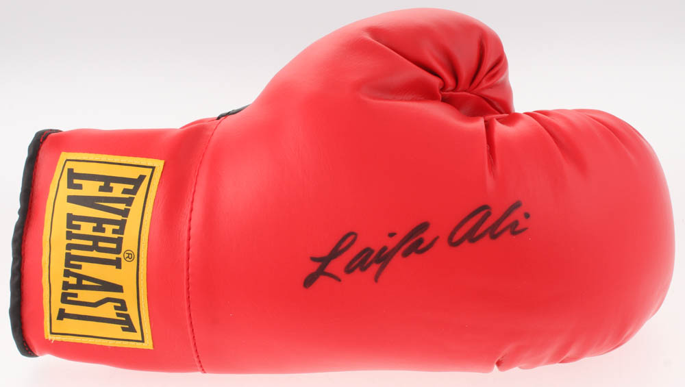 Laila Ali Signed Everlast Boxing Glove (JSA COA) at PristineAuction.com Laila Ali Signed Everlast Boxing Glove (JSA COA) at PristineAuction.com