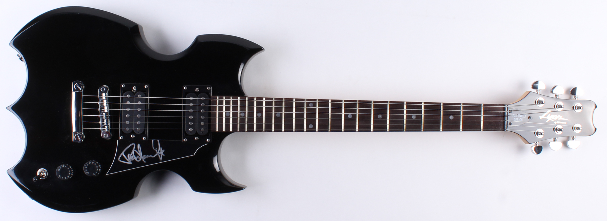Paul Stanley Signed LE Kiss Lyon Washburn Full-Size Electric Guitar (JSA ALOA) at PristineAuction.com Paul Stanley Signed LE Kiss Lyon Washburn Full-Size Electric Guitar (JSA ALOA) at PristineAuction.com