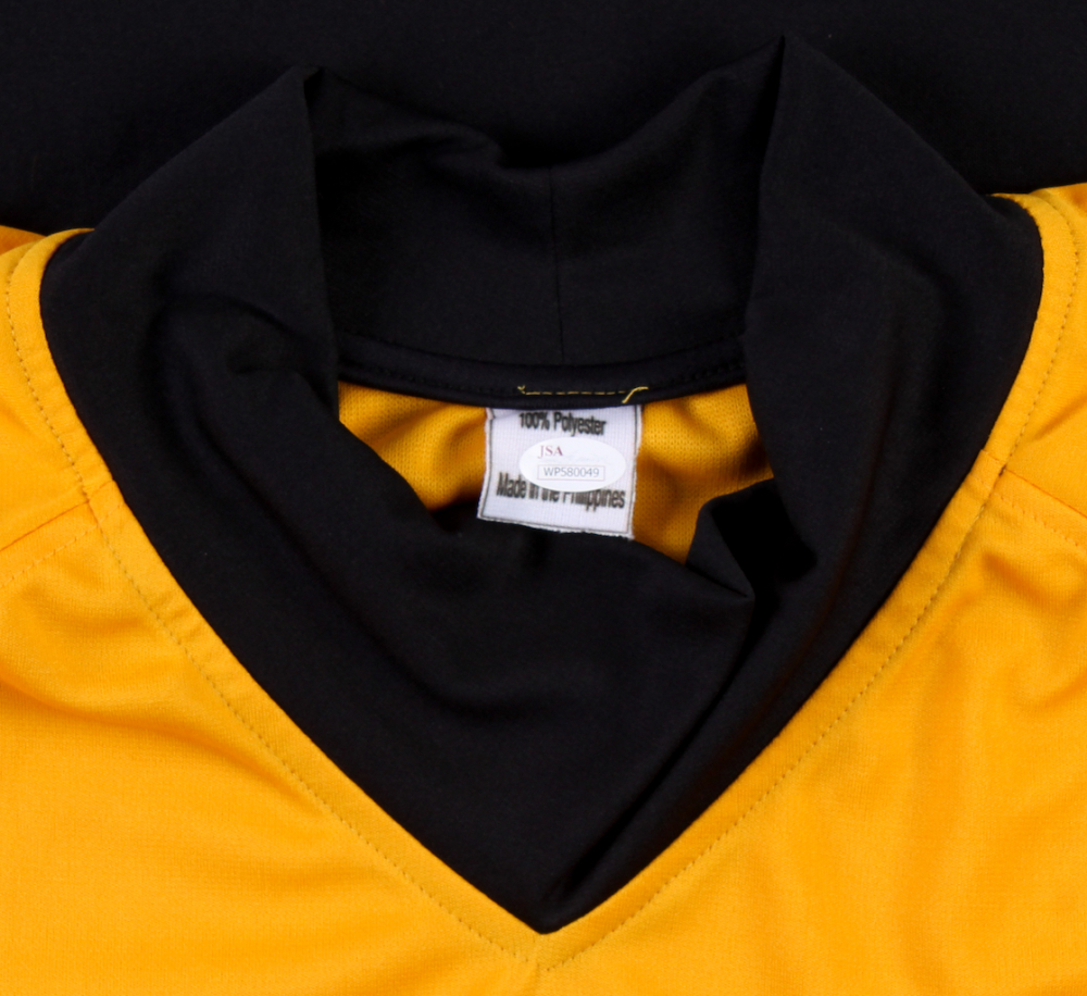 William Shatner Signed Star Trek "Captain James T. Kirk" Prop Replica Uniform Shirt (JSA COA) at PristineAuction.com William Shatner Signed Star Trek "Captain James T. Kirk" Prop Replica Uniform Shirt (JSA COA) at PristineAuction.com