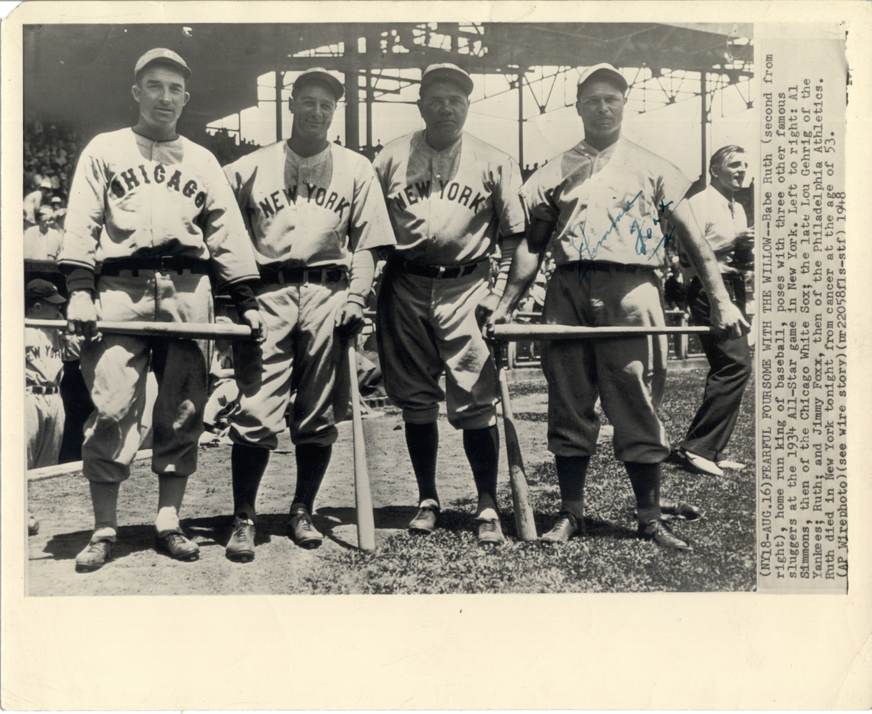 “HALL OF FAME & STARS” Baseball Mystery Signed Photo Box **15 Per Box!** at PristineAuction.com “HALL OF FAME & STARS” Baseball Mystery Signed Photo Box **15 Per Box!** at PristineAuction.com