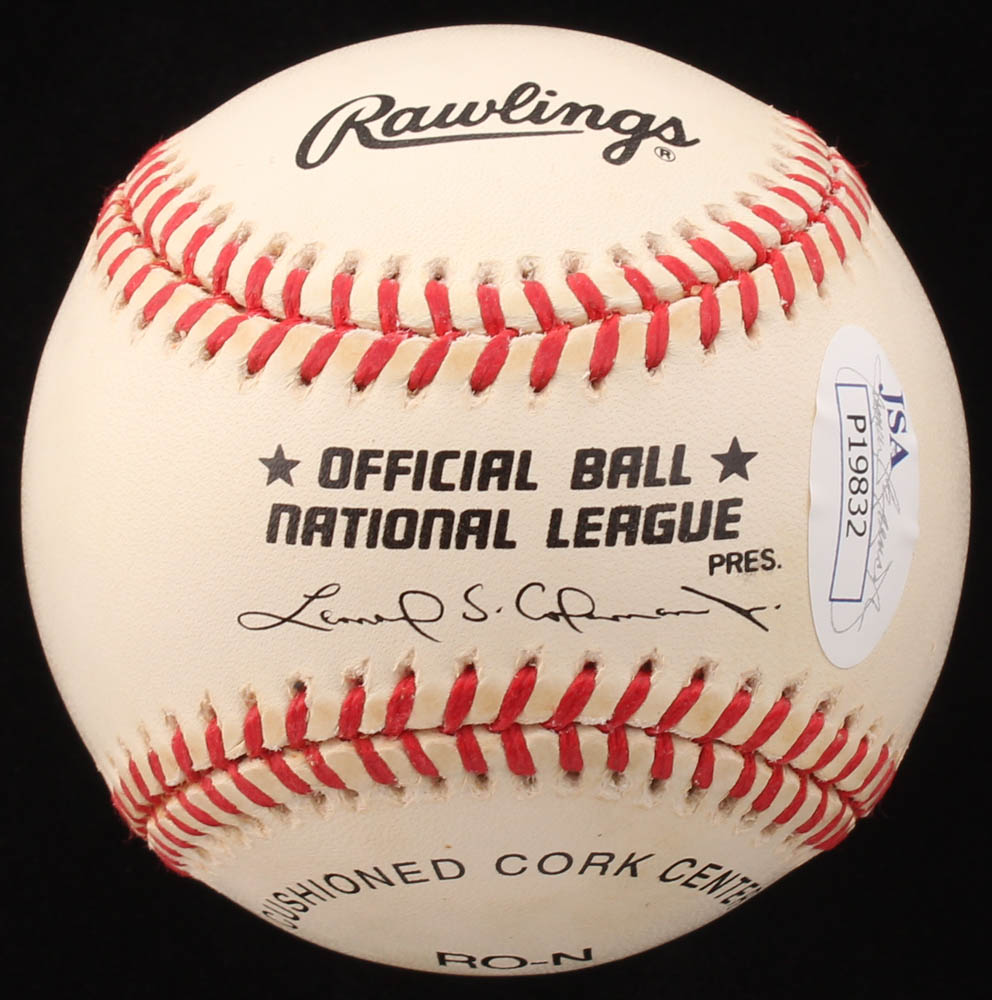 Gary Carter Signed ONL Baseball (JSA COA) at PristineAuction.com Gary Carter Signed ONL Baseball (JSA COA) at PristineAuction.com