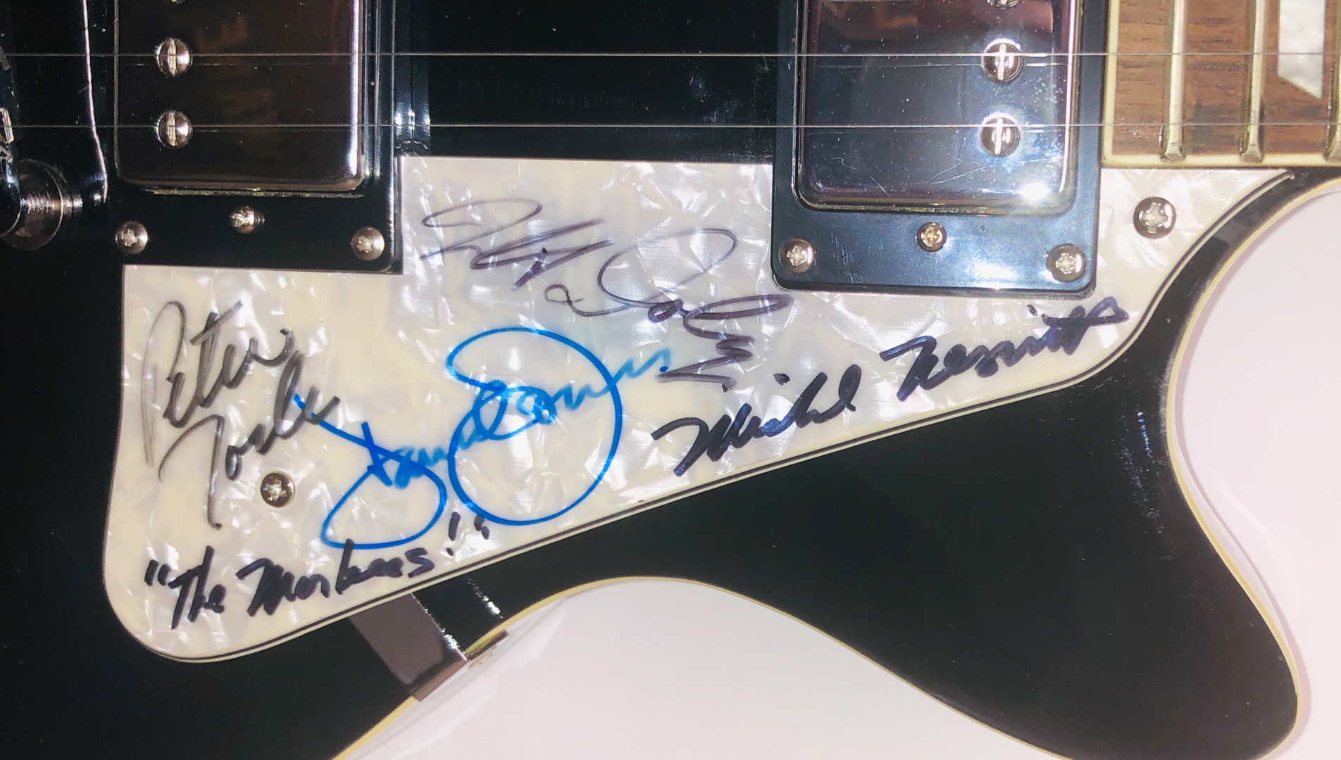 "The Monkees" Band-Signed Les Paul Style Electric Guitar with (4) Signatures Including Davy Jones, Michael Nesmith, Peter Tork & Micky Dolenz (JSA LOA) at PristineAuction.com "The Monkees" Band-Signed Les Paul Style Electric Guitar with (4) Signatures Including Davy Jones, Michael Nesmith, Peter Tork & Micky Dolenz (JSA LOA) at PristineAuction.com