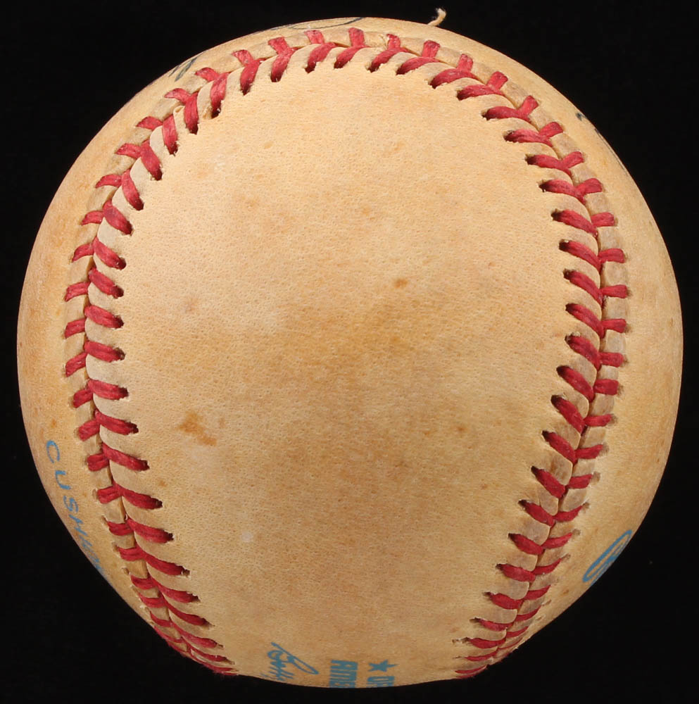 Vernon "Lefty" Gomez Signed OAL Baseball (JSA COA) at PristineAuction.com Vernon "Lefty" Gomez Signed OAL Baseball (JSA COA) at PristineAuction.com