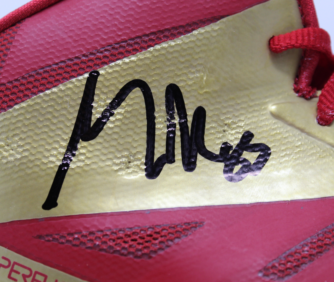 George Kittle Signed San Francisco 49ers Team Color Nike Vapor Elite Cleat (JSA COA) at PristineAuction.com George Kittle Signed San Francisco 49ers Team Color Nike Vapor Elite Cleat (JSA COA) at PristineAuction.com