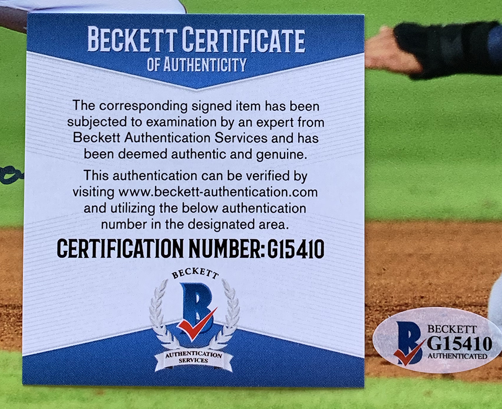 Dansby Swanson Signed Atlanta Braves 8x10 Photo (Beckett COA) at PristineAuction.com Dansby Swanson Signed Atlanta Braves 8x10 Photo (Beckett COA) at PristineAuction.com