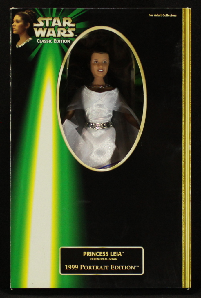 Carrie Fisher Signed Star Wars 1999 Portrait Edition Princess Leia Action Figure (JSA) at PristineAuction.com Carrie Fisher Signed Star Wars 1999 Portrait Edition Princess Leia Action Figure (JSA) at PristineAuction.com