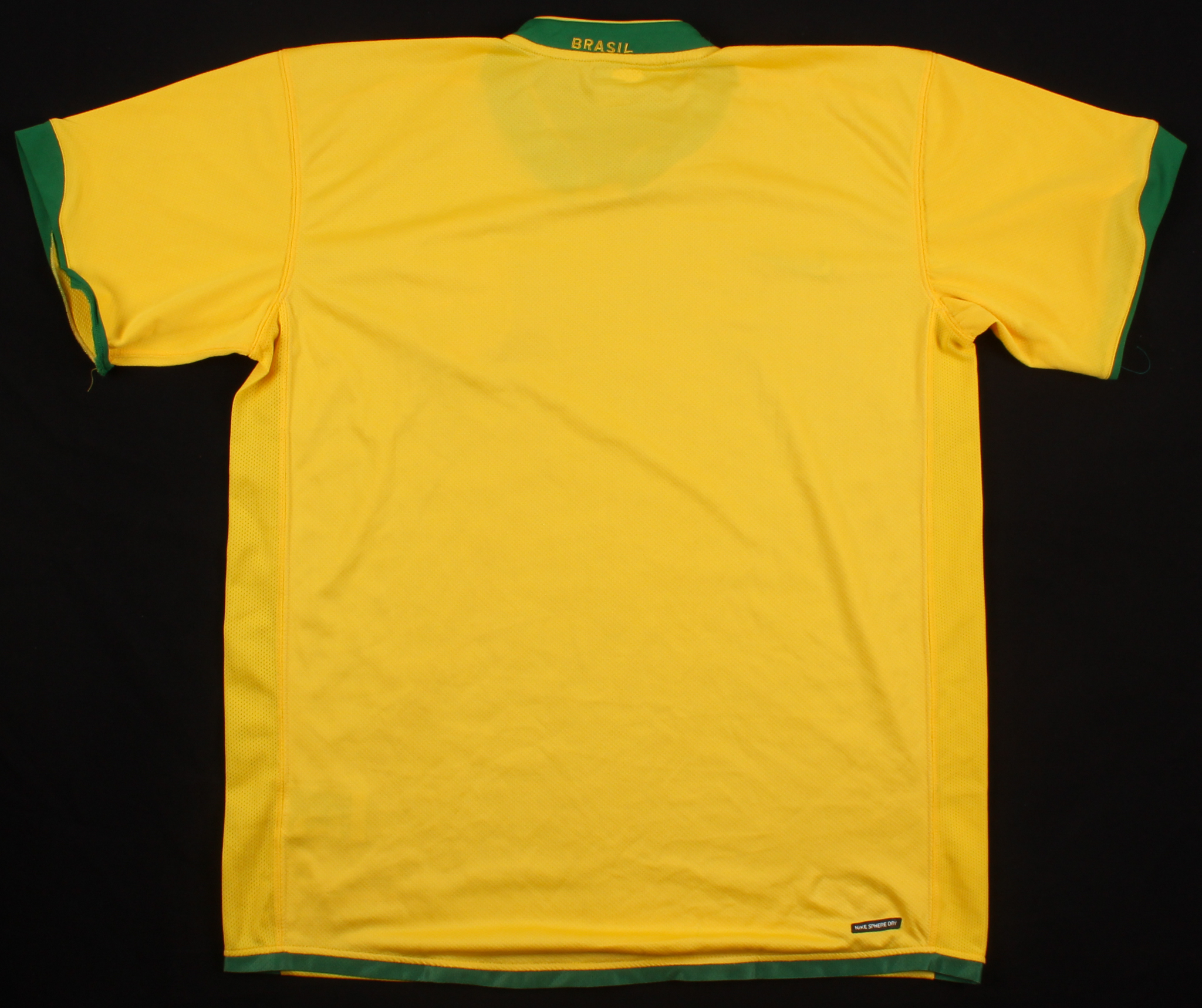 Ronaldinho Signed Brazil Jersey (PSA Hologram) at PristineAuction.com Ronaldinho Signed Brazil Jersey (PSA Hologram) at PristineAuction.com