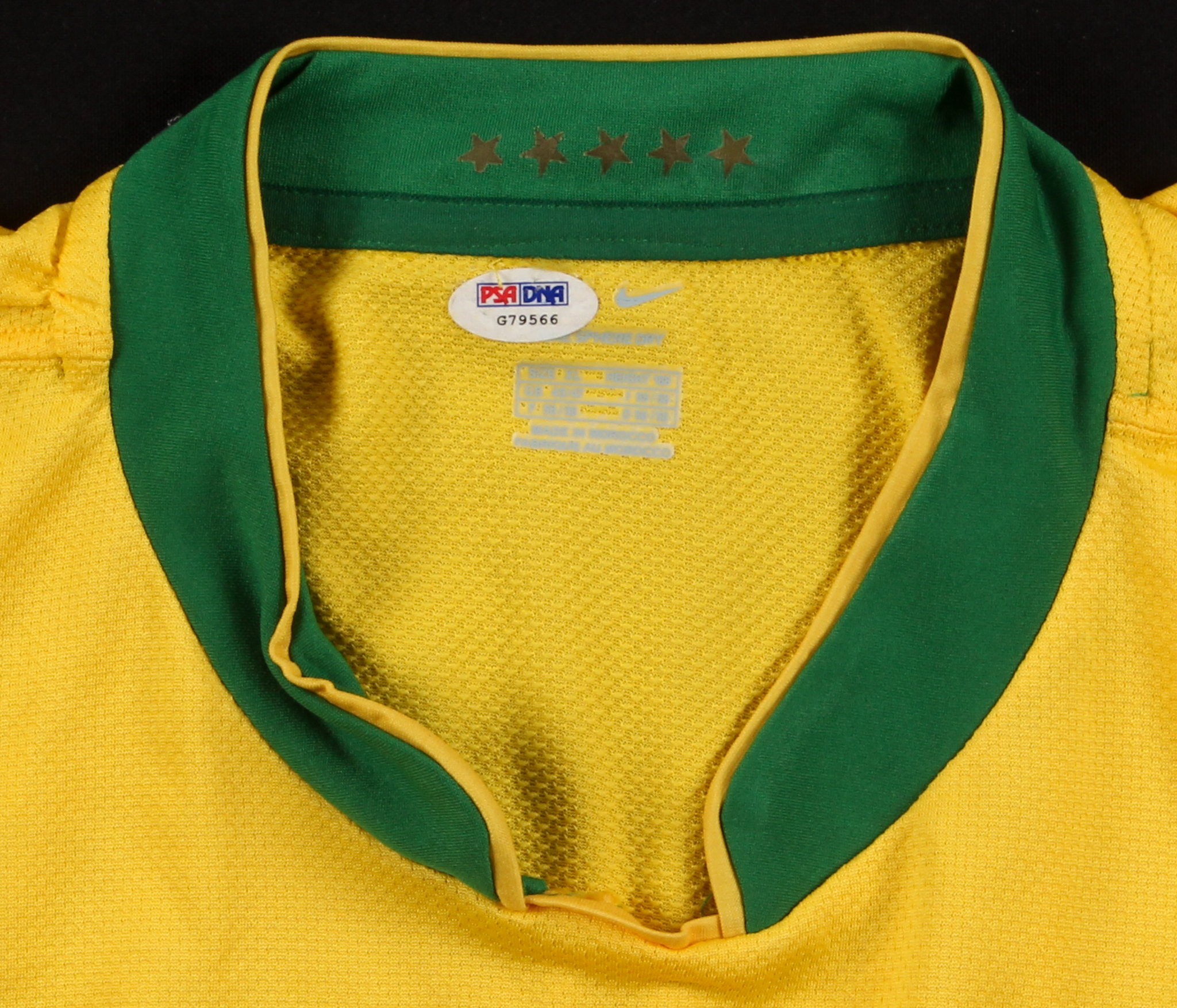 Ronaldinho Signed Brazil Jersey (PSA Hologram) at PristineAuction.com Ronaldinho Signed Brazil Jersey (PSA Hologram) at PristineAuction.com