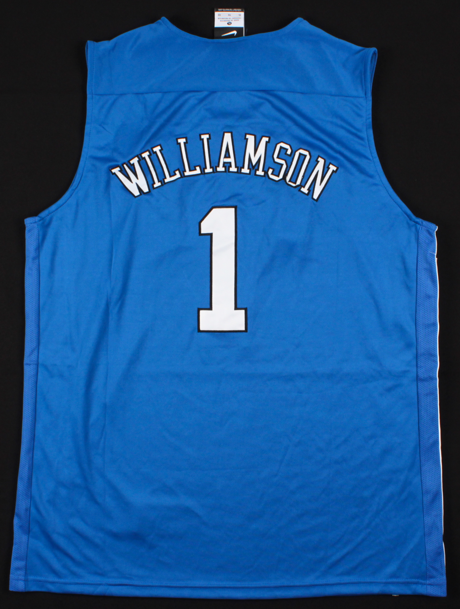 Zion Williamson Signed Duke Blue Devils Jersey (PSA COA) at PristineAuction.com Zion Williamson Signed Duke Blue Devils Jersey (PSA COA) at PristineAuction.com