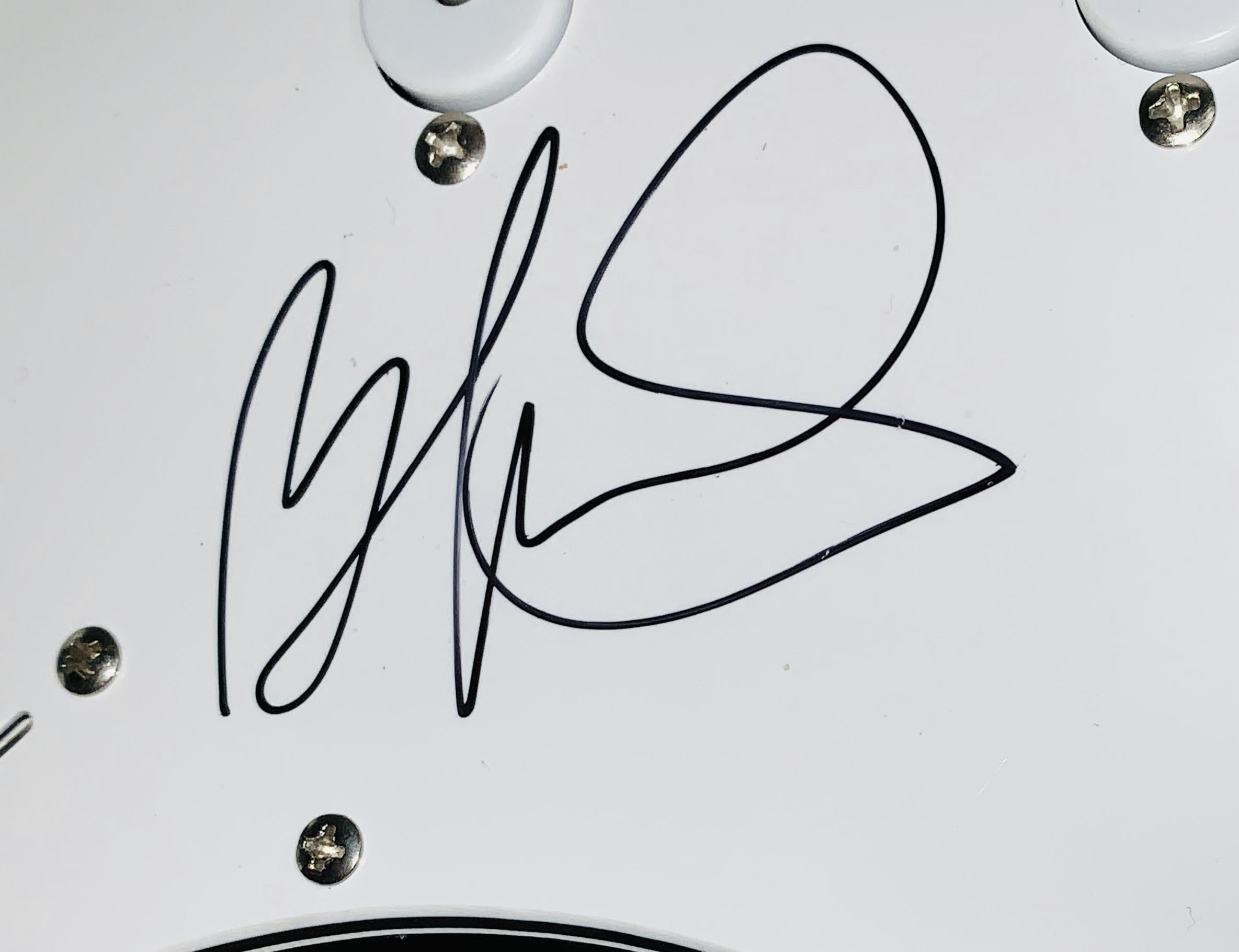 Brad Paisley Signed Electric Guitar (JSA COA) at PristineAuction.com Brad Paisley Signed Electric Guitar (JSA COA) at PristineAuction.com