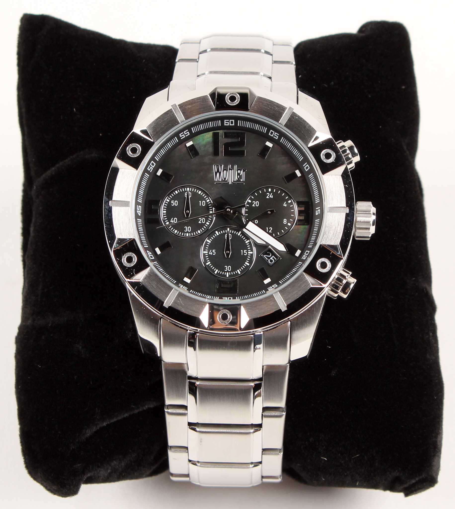 Wohler Wilhelm Men's Chronograph Watch at PristineAuction.com Wohler Wilhelm Men's Chronograph Watch at PristineAuction.com