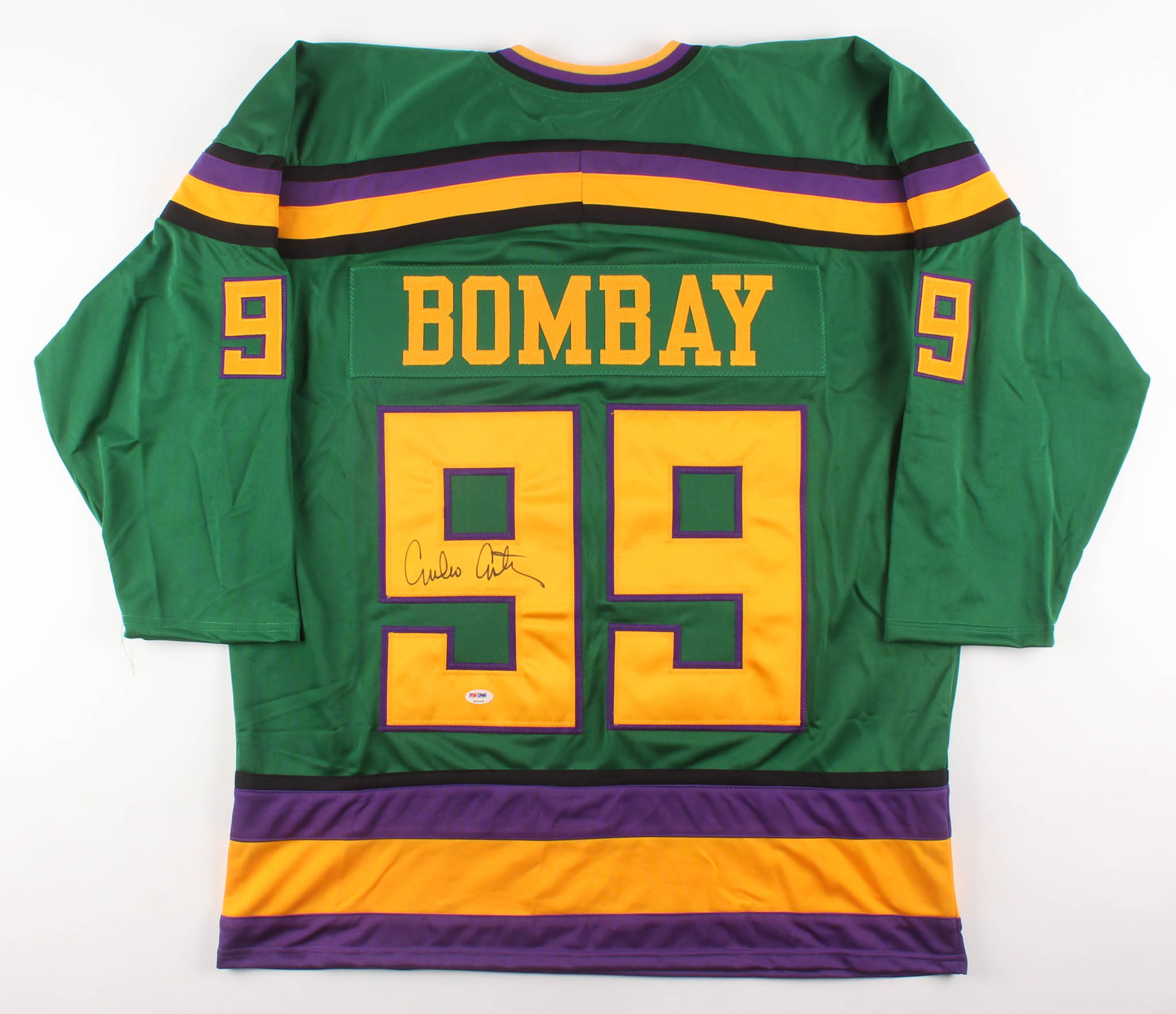 Emilio Estevez Signed "The Mighty Ducks" Jersey (PSA COA) at PristineAuction.com Emilio Estevez Signed "The Mighty Ducks" Jersey (PSA COA) at PristineAuction.com