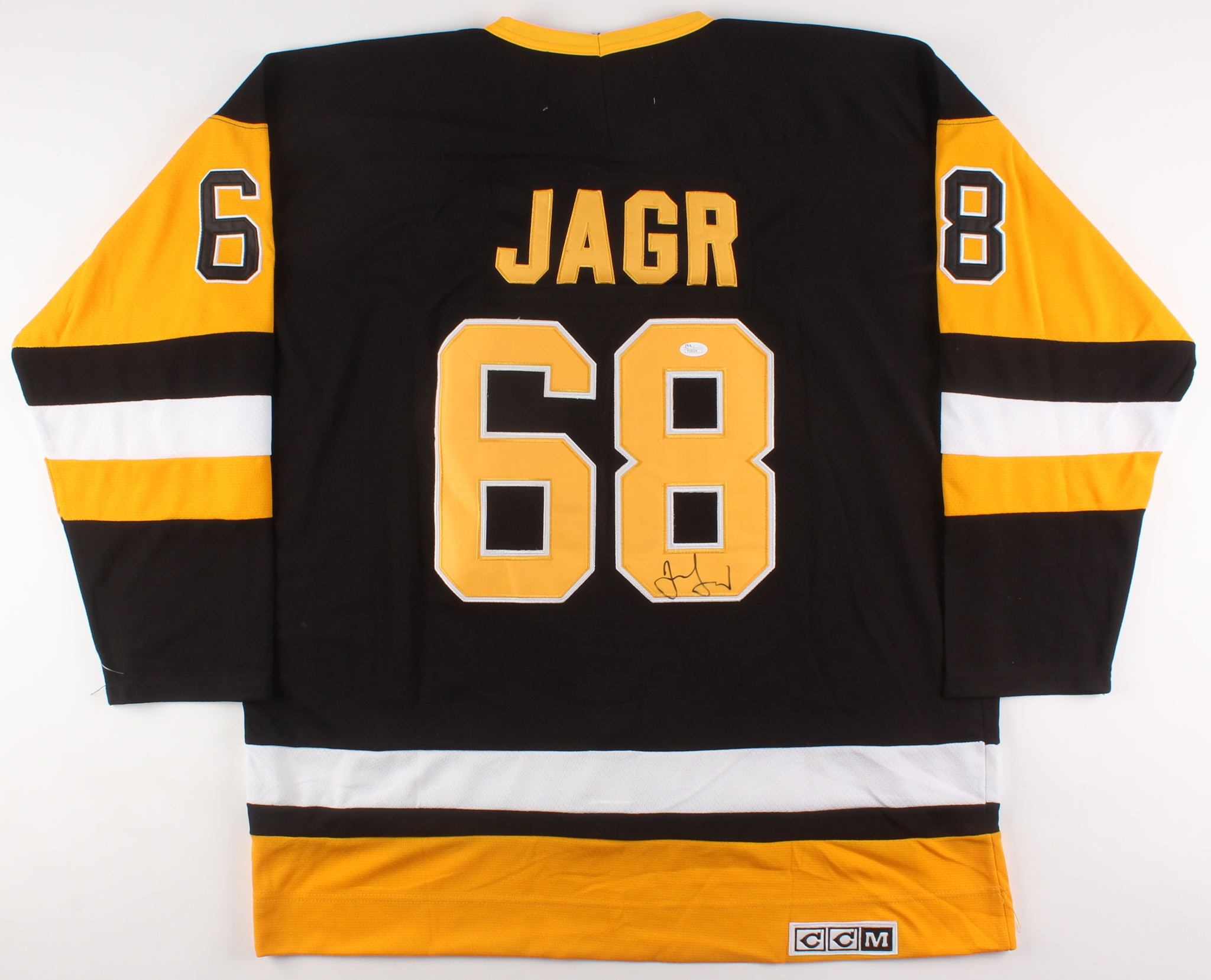 Jaromir Jagr Signed Pittsburgh Penguins Jersey (JSA COA) at PristineAuction.com Jaromir Jagr Signed Pittsburgh Penguins Jersey (JSA COA) at PristineAuction.com