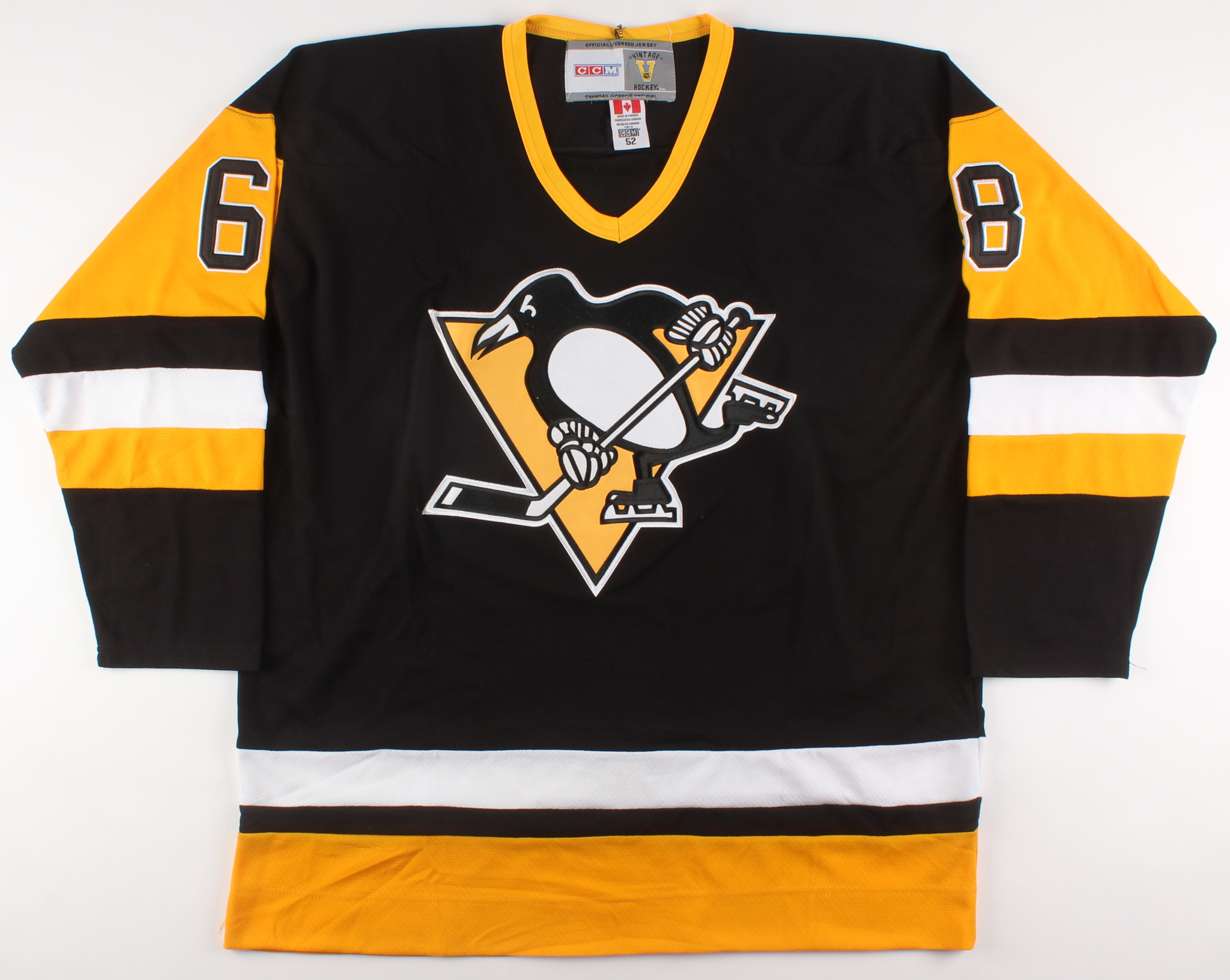 Jaromir Jagr Signed Pittsburgh Penguins Jersey (JSA COA) at PristineAuction.com Jaromir Jagr Signed Pittsburgh Penguins Jersey (JSA COA) at PristineAuction.com