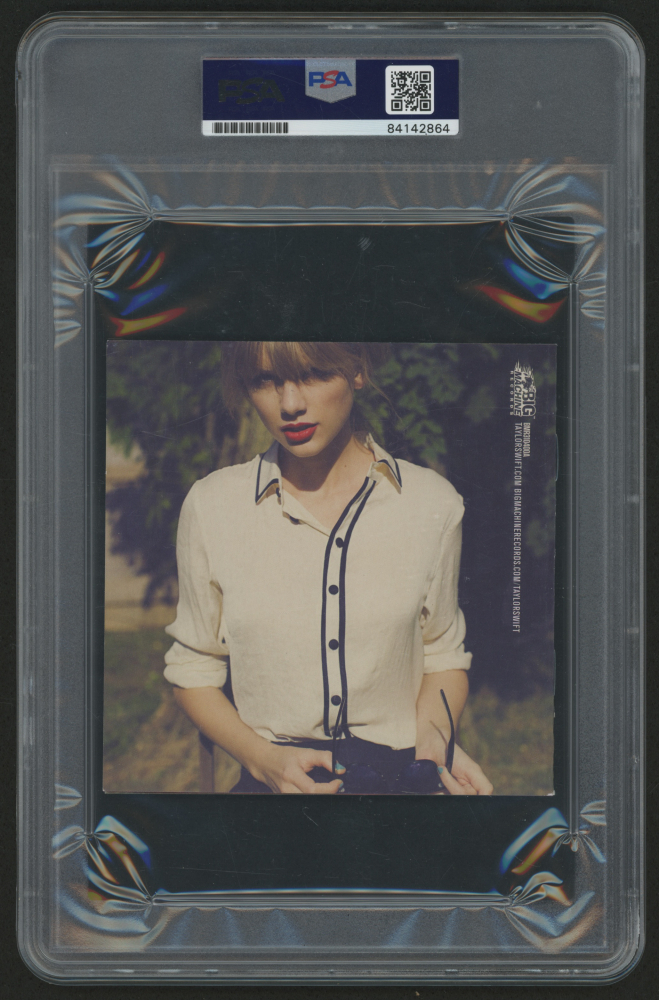 Taylor Swift Signed "Red" CD Cover (PSA Encapsulated) Pristine Auction
