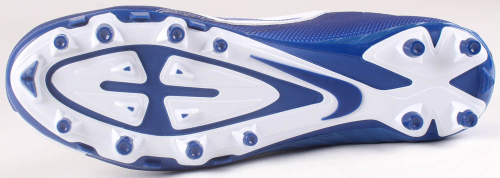 Amari Cooper Signed Team-Issued Nike Alpha Football Cleat (Beckett COA) at PristineAuction.com Amari Cooper Signed Team-Issued Nike Alpha Football Cleat (Beckett COA) at PristineAuction.com