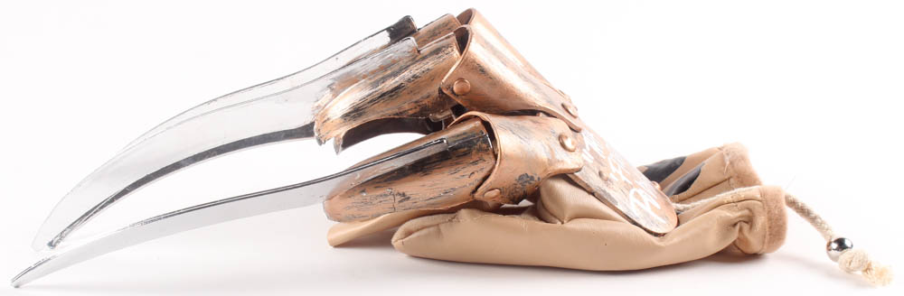 Robert Englund Signed "A Nightmare on Elm Street" Freddy Krueger Replica Glove Inscribed "This is God!" & "Freddy K" (Beckett COA) at PristineAuction.com Robert Englund Signed "A Nightmare on Elm Street" Freddy Krueger Replica Glove Inscribed "This is God!" & "Freddy K" (Beckett COA) at PristineAuction.com