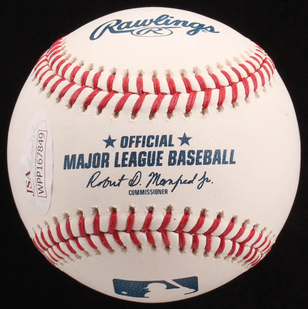 Bill Buckner & Mookie Wilson Signed OML Baseball Inscribed "10/25/86" (JSA COA) at PristineAuction.com Bill Buckner & Mookie Wilson Signed OML Baseball Inscribed "10/25/86" (JSA COA) at PristineAuction.com