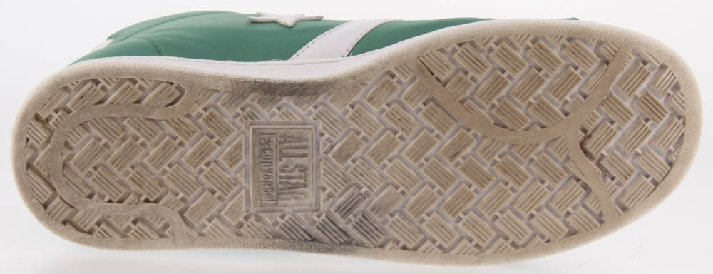 Larry Bird Signed Throwback Converse Basketball Shoe with Display Case (PSA COA) at PristineAuction.com Larry Bird Signed Throwback Converse Basketball Shoe with Display Case (PSA COA) at PristineAuction.com