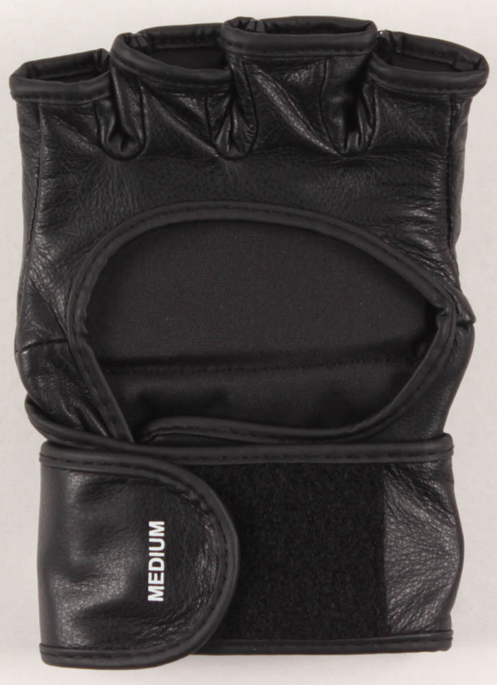 Uriah Faber & Chad Mendes Signed UFC Glove (JSA) at PristineAuction.com Uriah Faber & Chad Mendes Signed UFC Glove (JSA) at PristineAuction.com