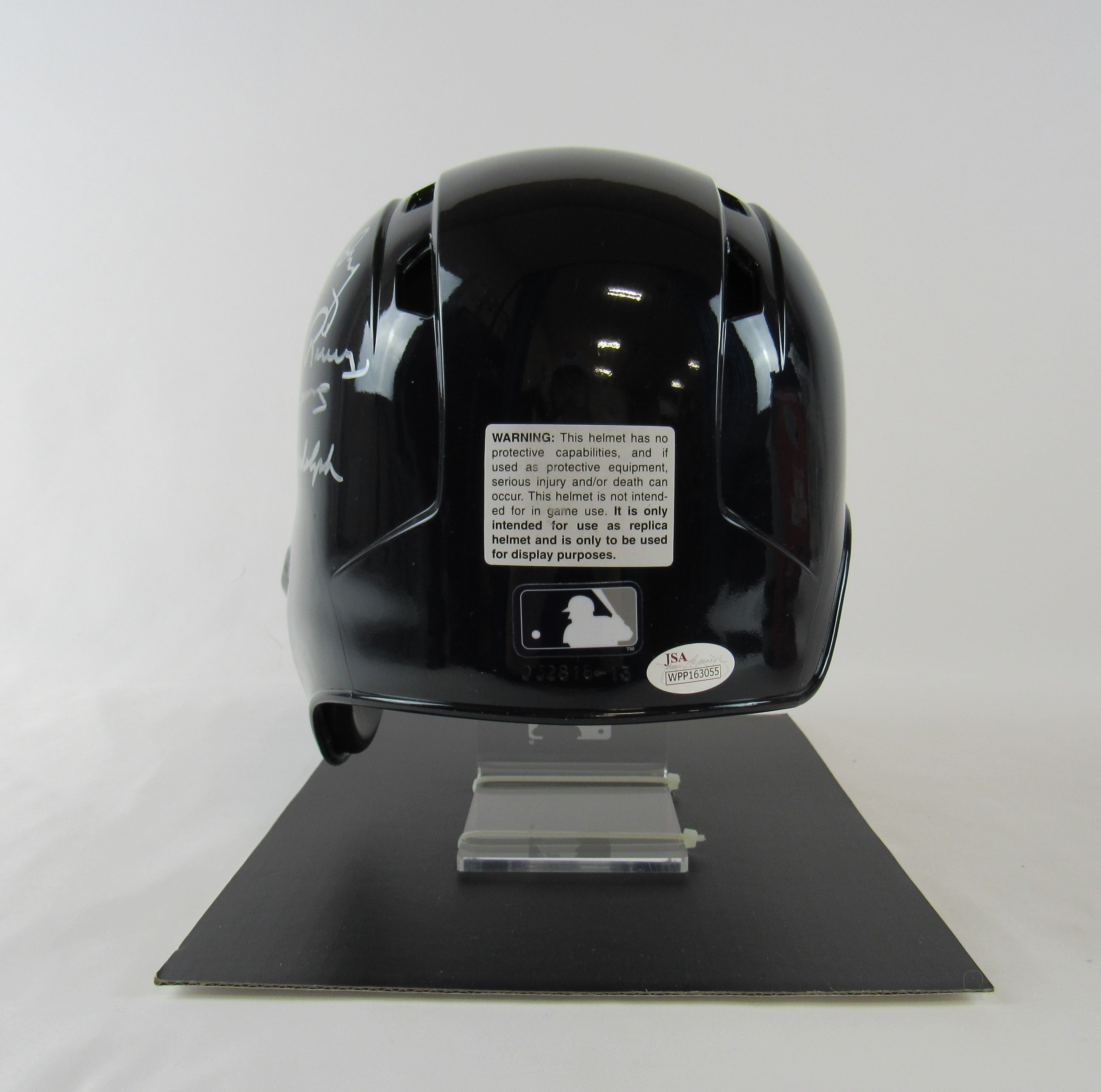 1978 New York Yankees Full-Size Batting Helmet Team-Signed by (21) with Reggie Jackson, Goose Gossage, Roy White, Ron Davis (JSA Hologram) at PristineAuction.com 1978 New York Yankees Full-Size Batting Helmet Team-Signed by (21) with Reggie Jackson, Goose Gossage, Roy White, Ron Davis (JSA Hologram) at PristineAuction.com